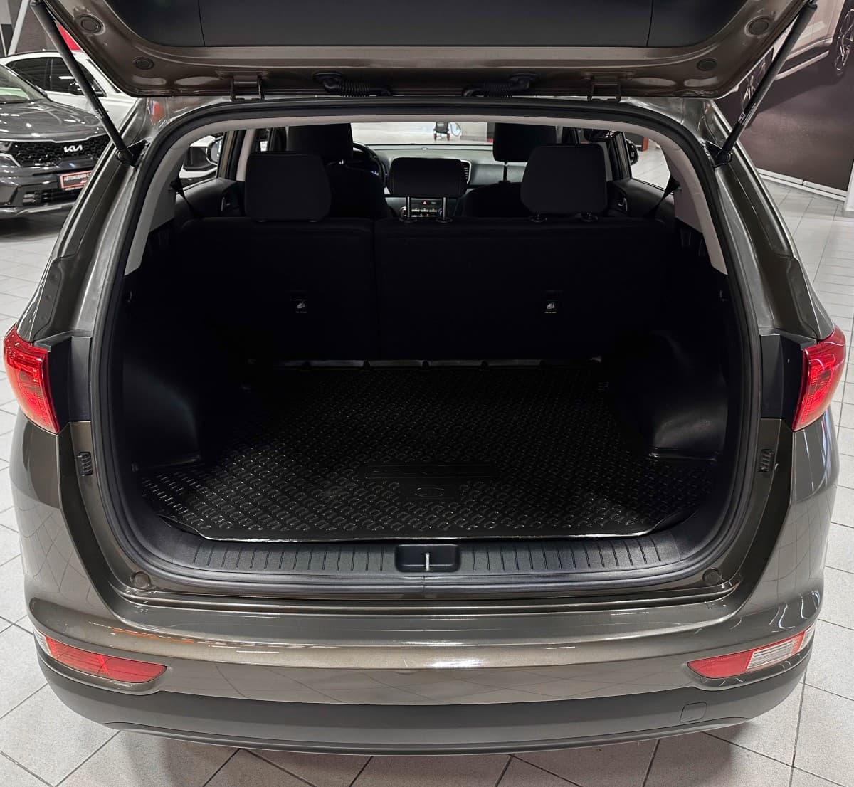 Kia Sportage - фото 14