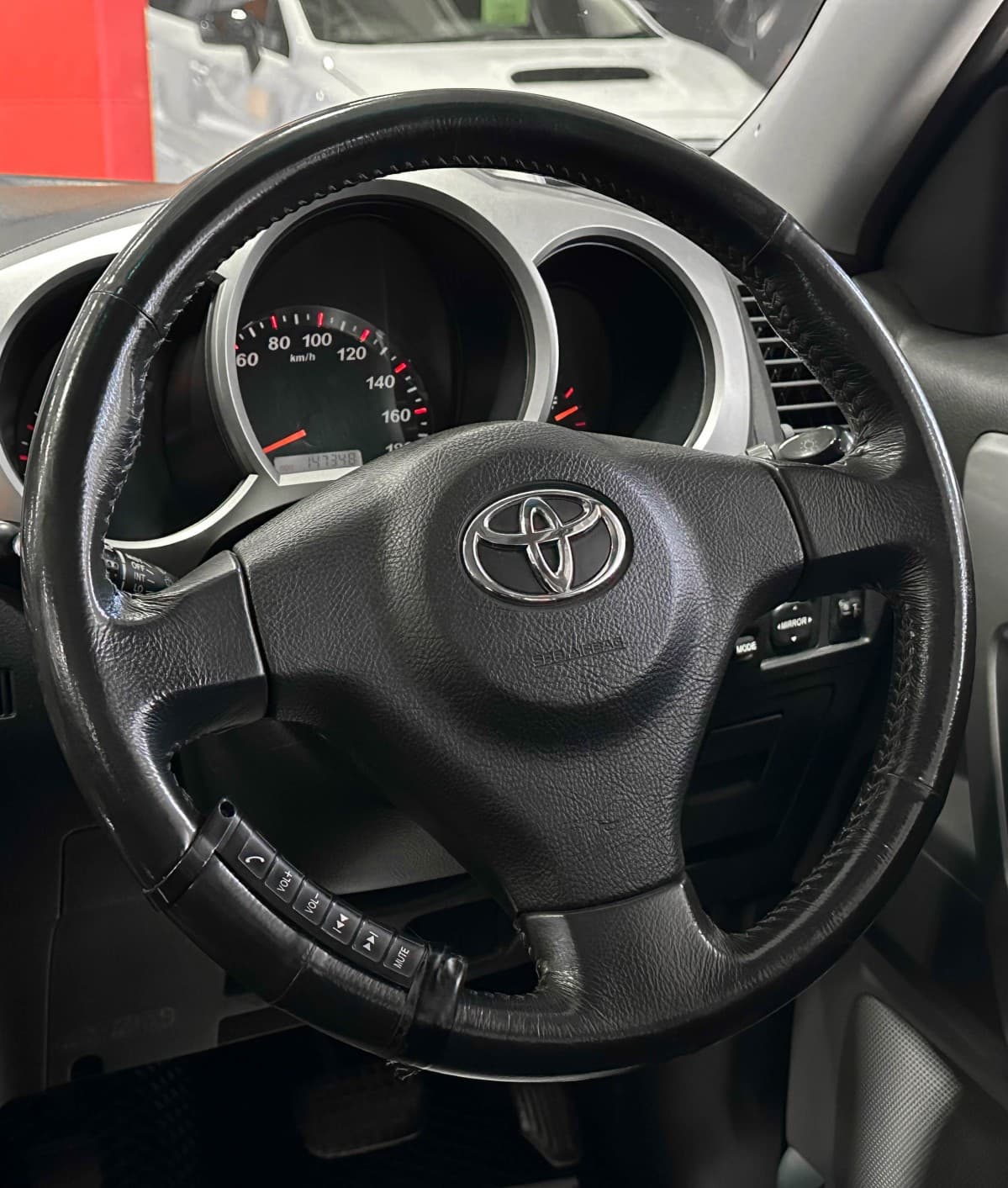 Toyota Rush - фото 22