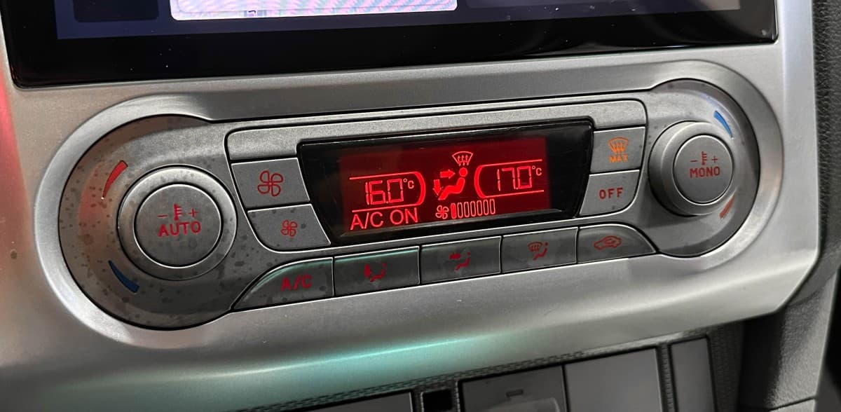 Ford Focus - фото 22