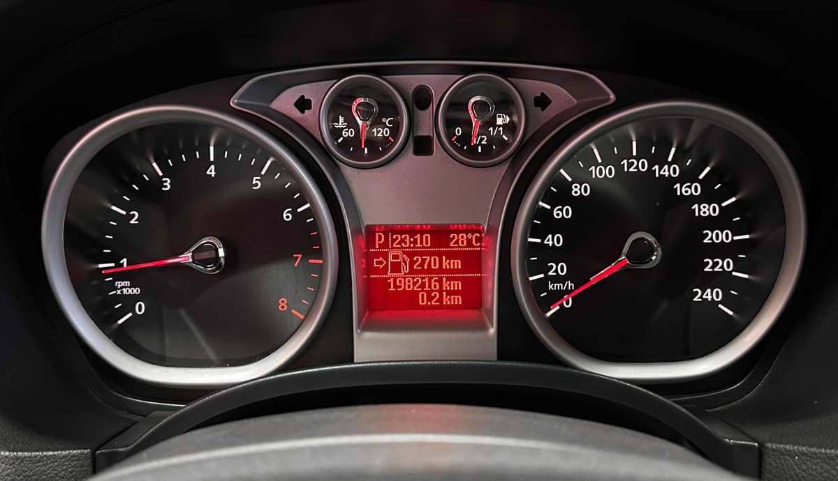 Ford Focus - фото 19