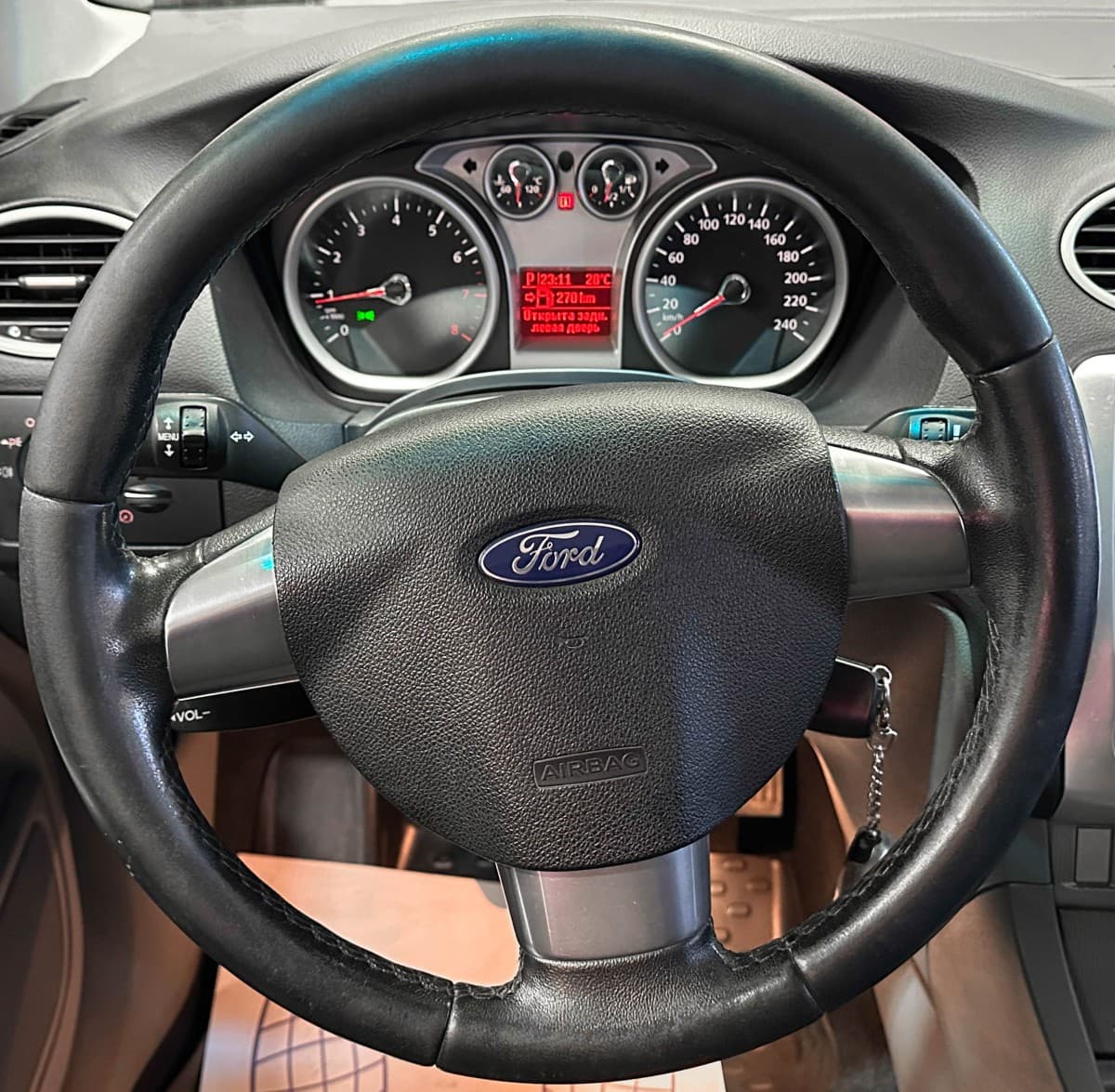 Ford Focus - фото 23