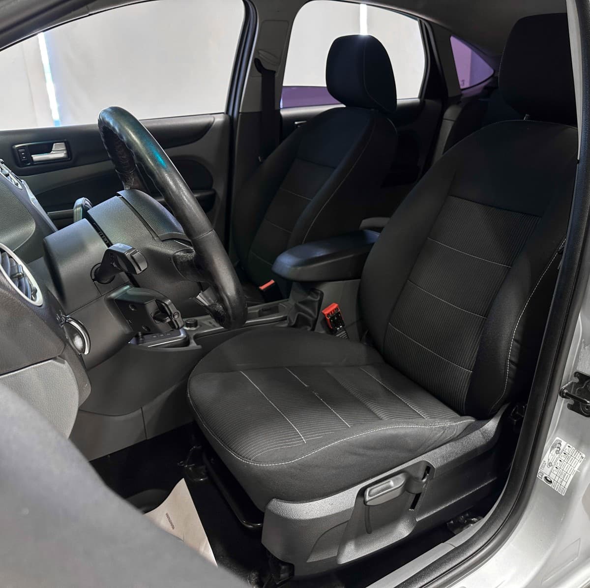 Ford Focus - фото 11