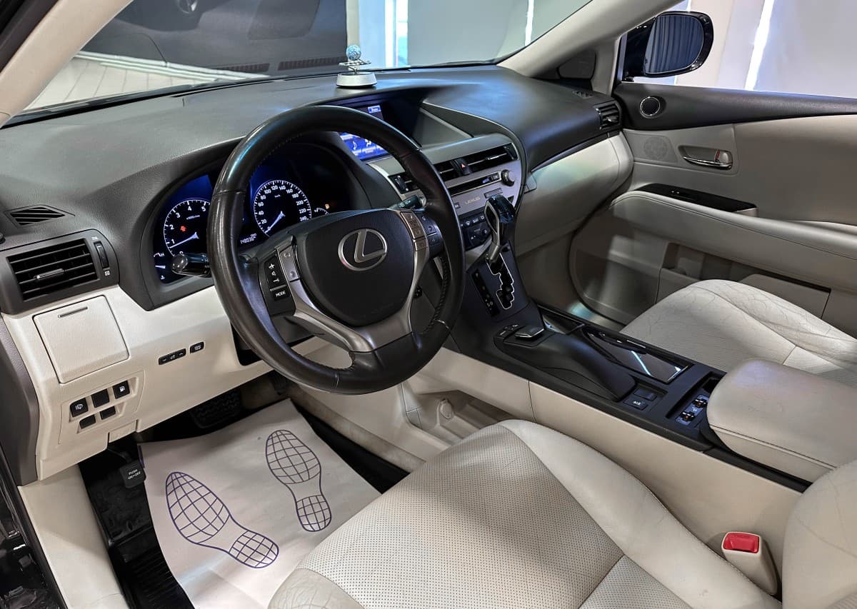 Lexus RX270 - фото 10