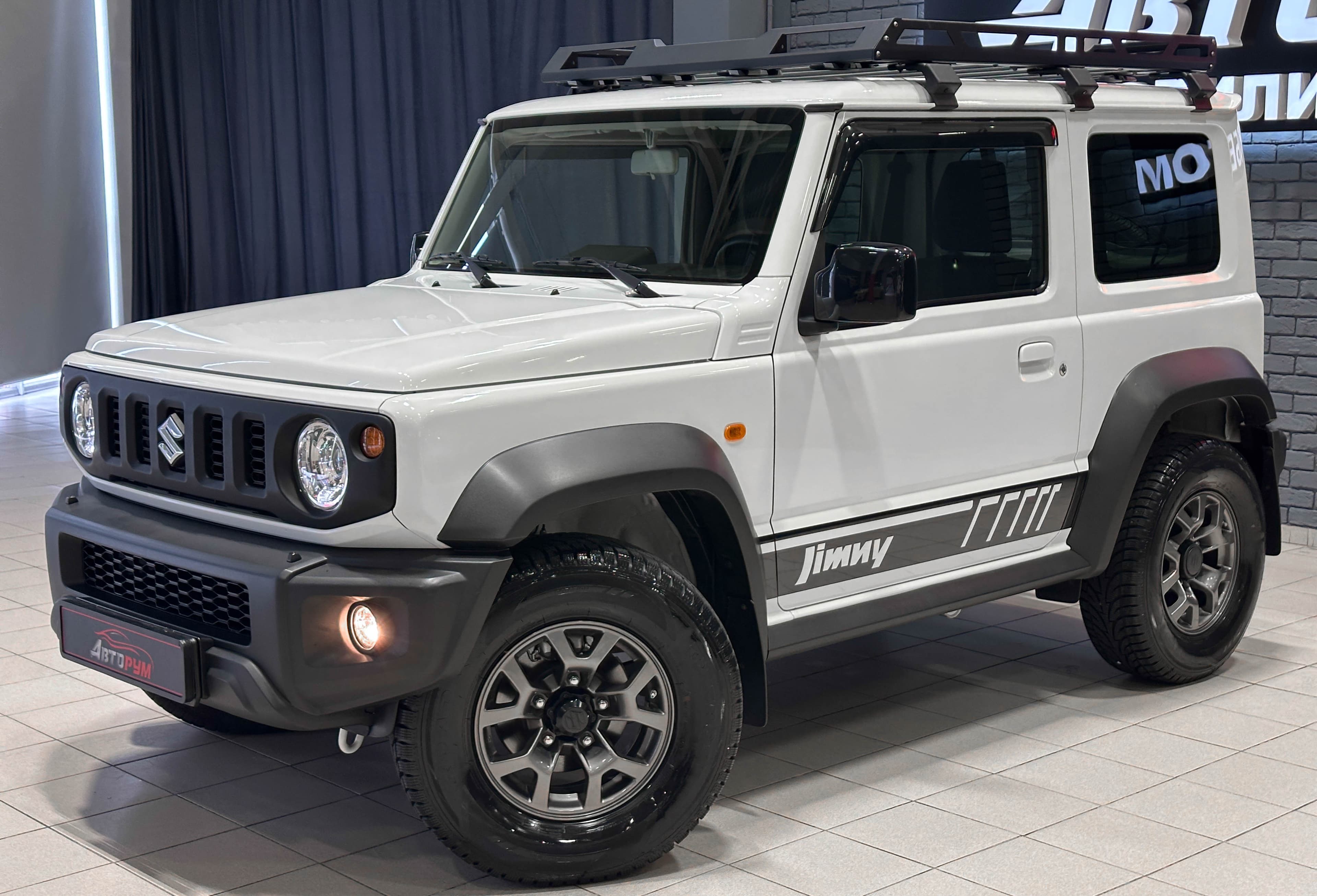 Suzuki Jimny - 2