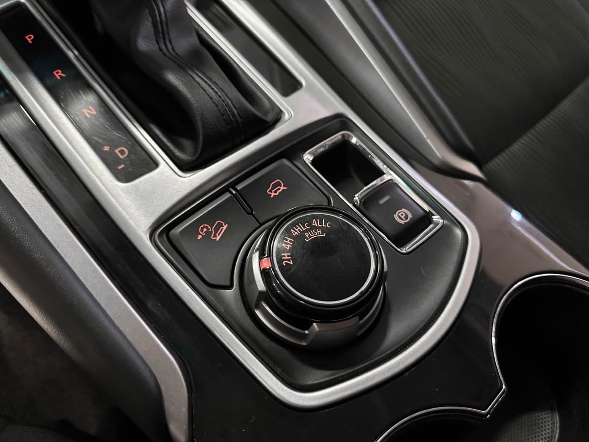 Mitsubishi Pajero Sport - фото 23