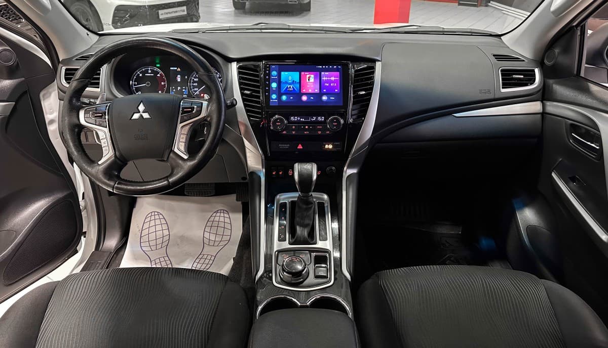 Mitsubishi Pajero Sport - фото 28
