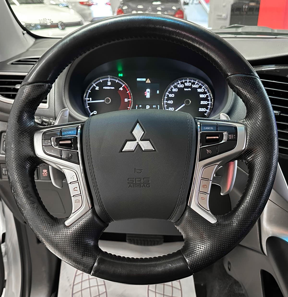 Mitsubishi Pajero Sport - фото 27