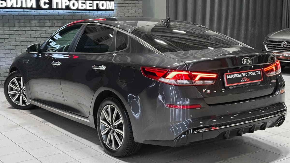 Kia K5 - фото 9