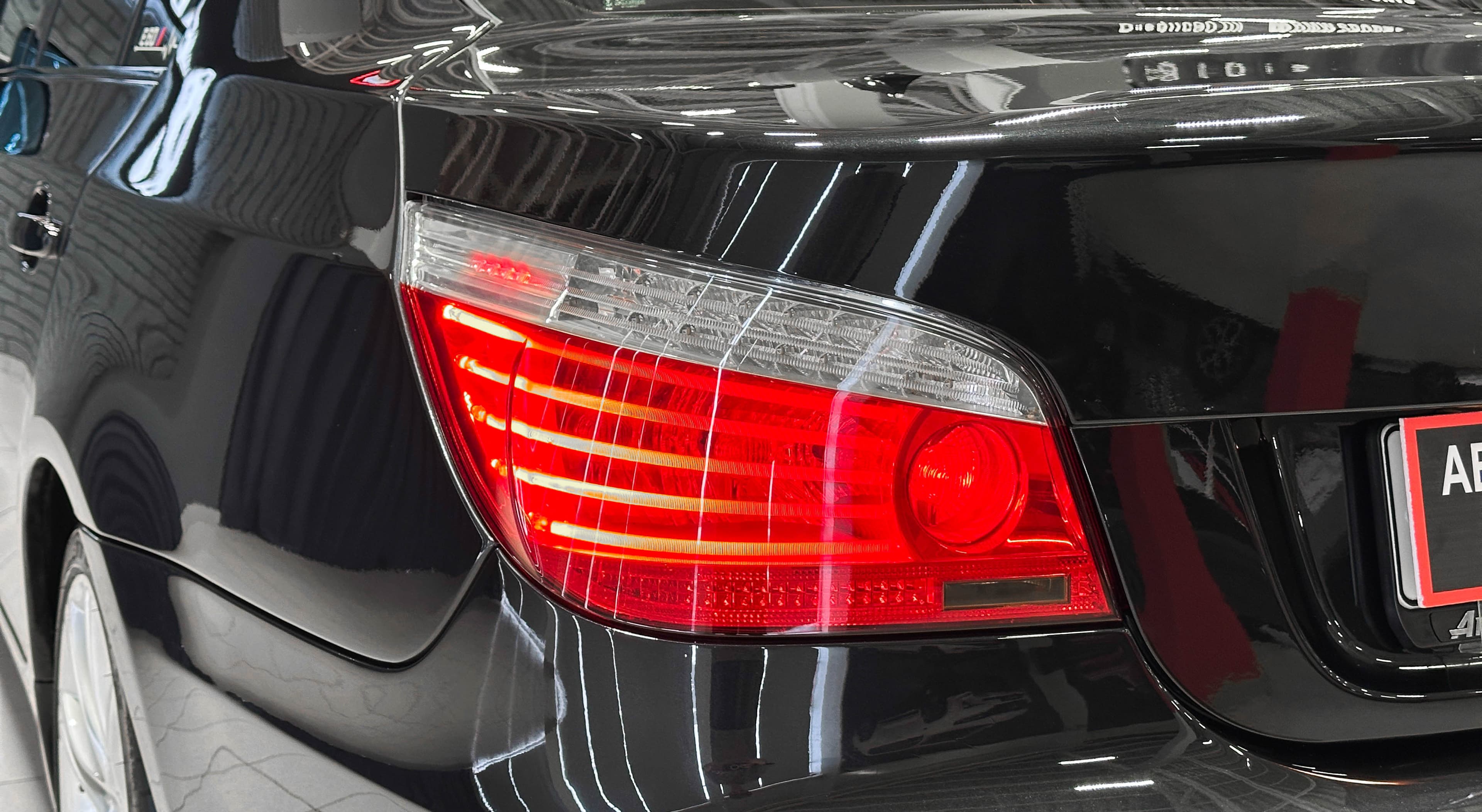 BMW 525I - фото 8