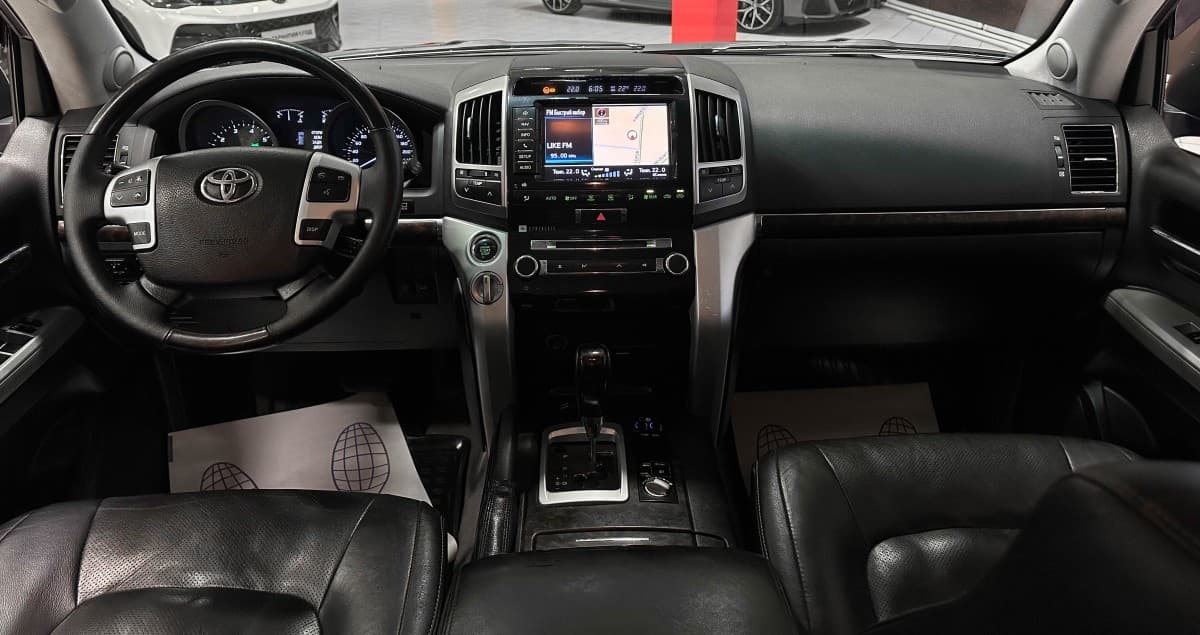 Toyota Land Cruiser - фото 29