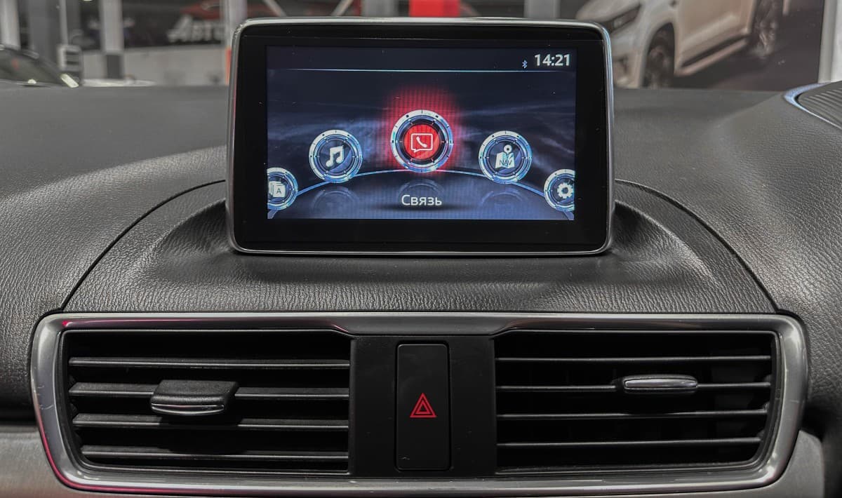 Mazda Axela - фото 22