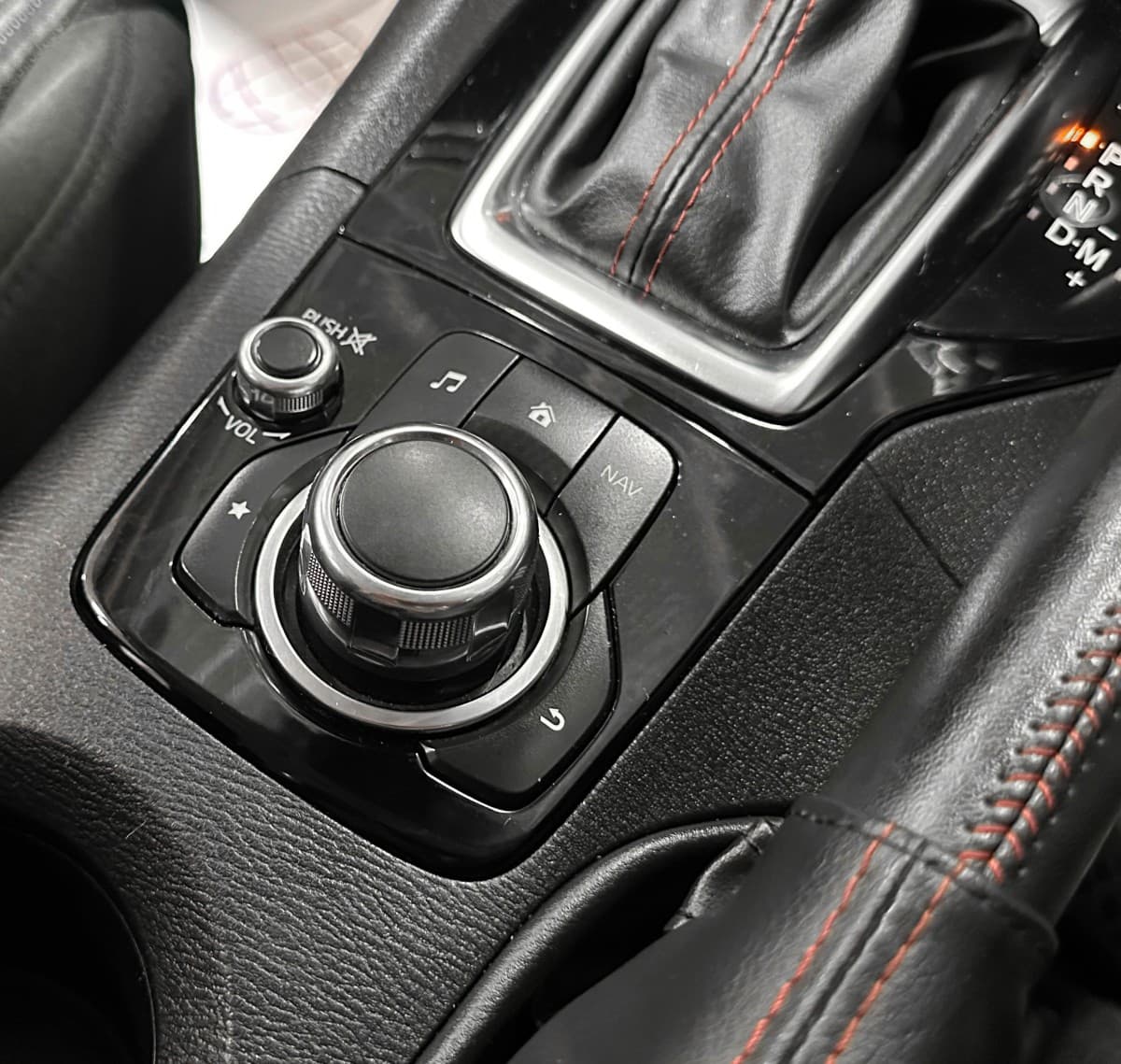 Mazda Axela - фото 25