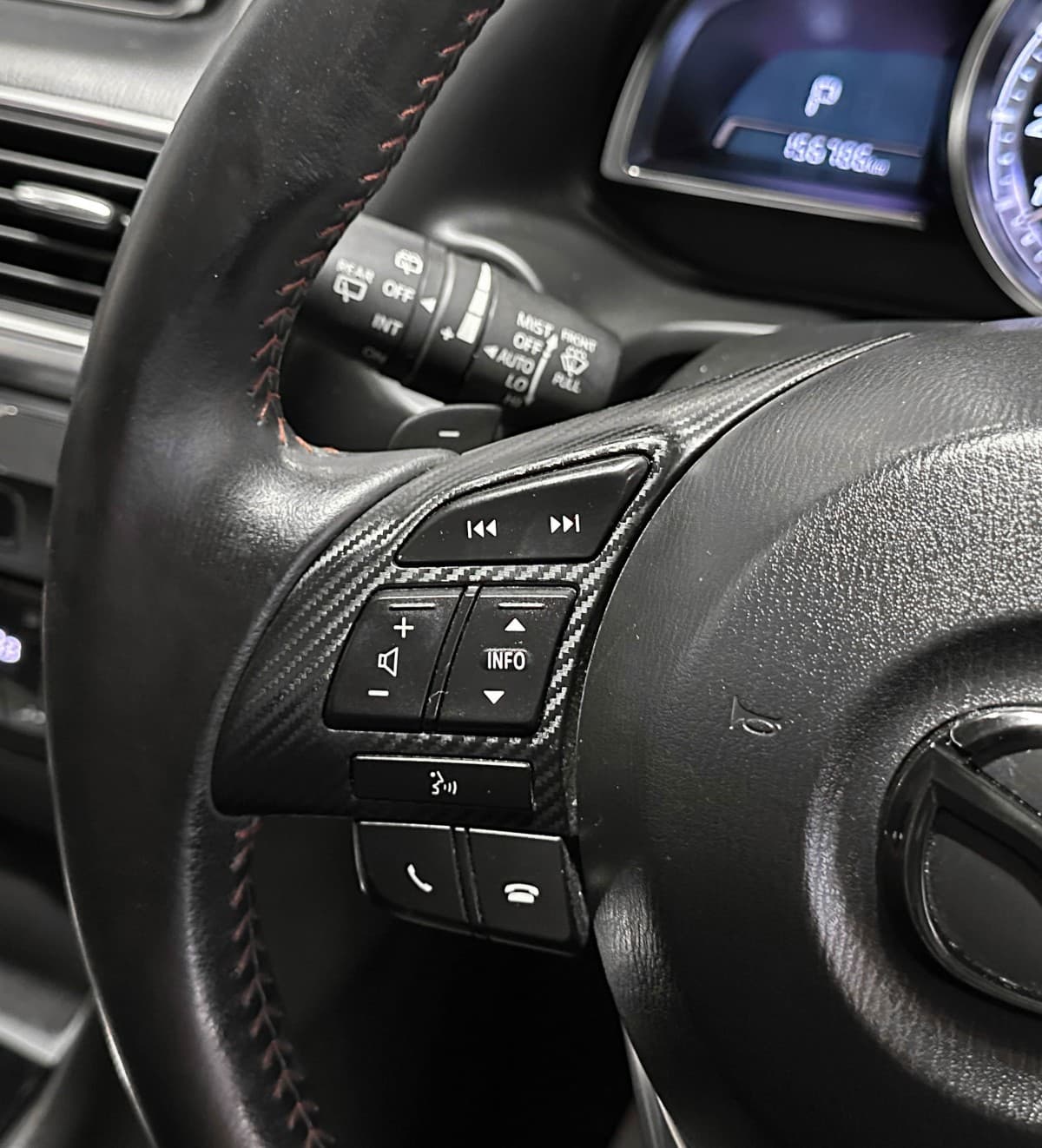 Mazda Axela - фото 20
