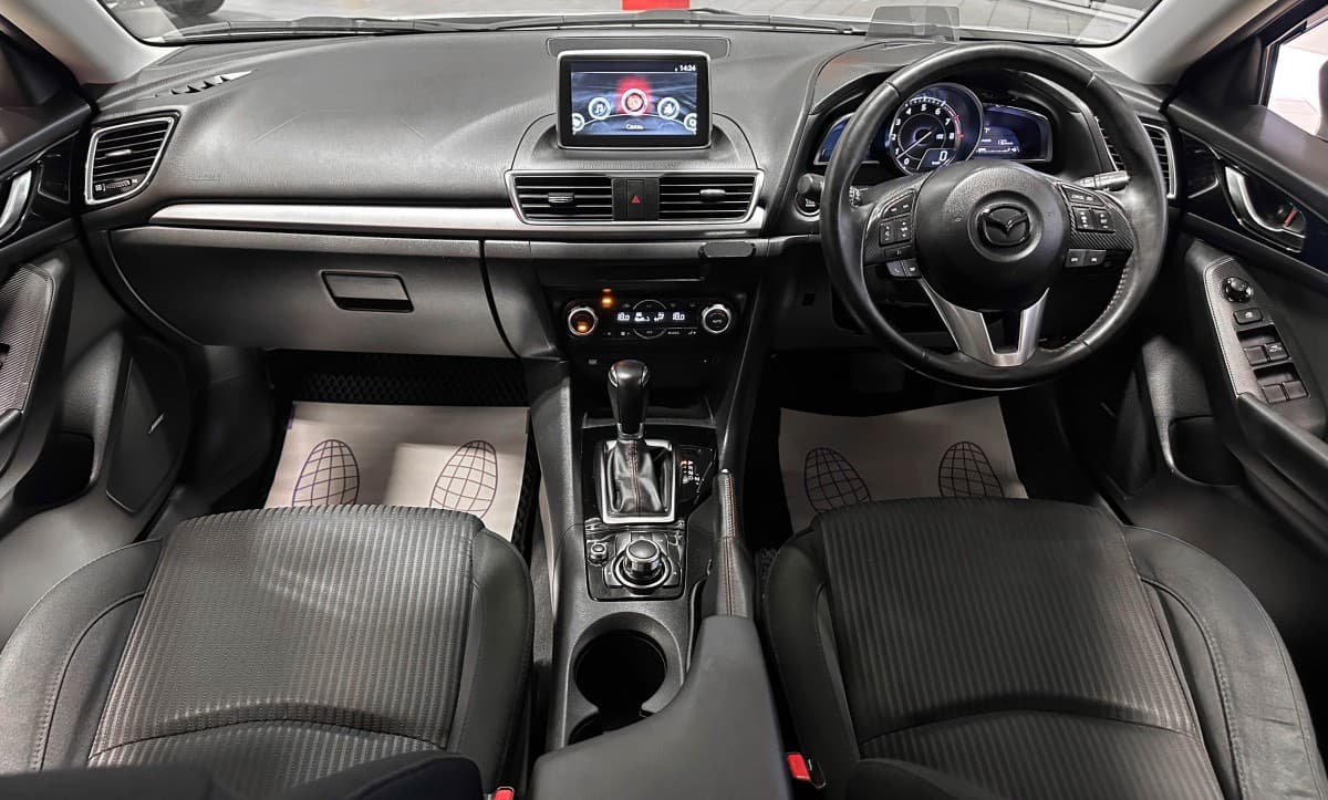 Mazda Axela - фото 27