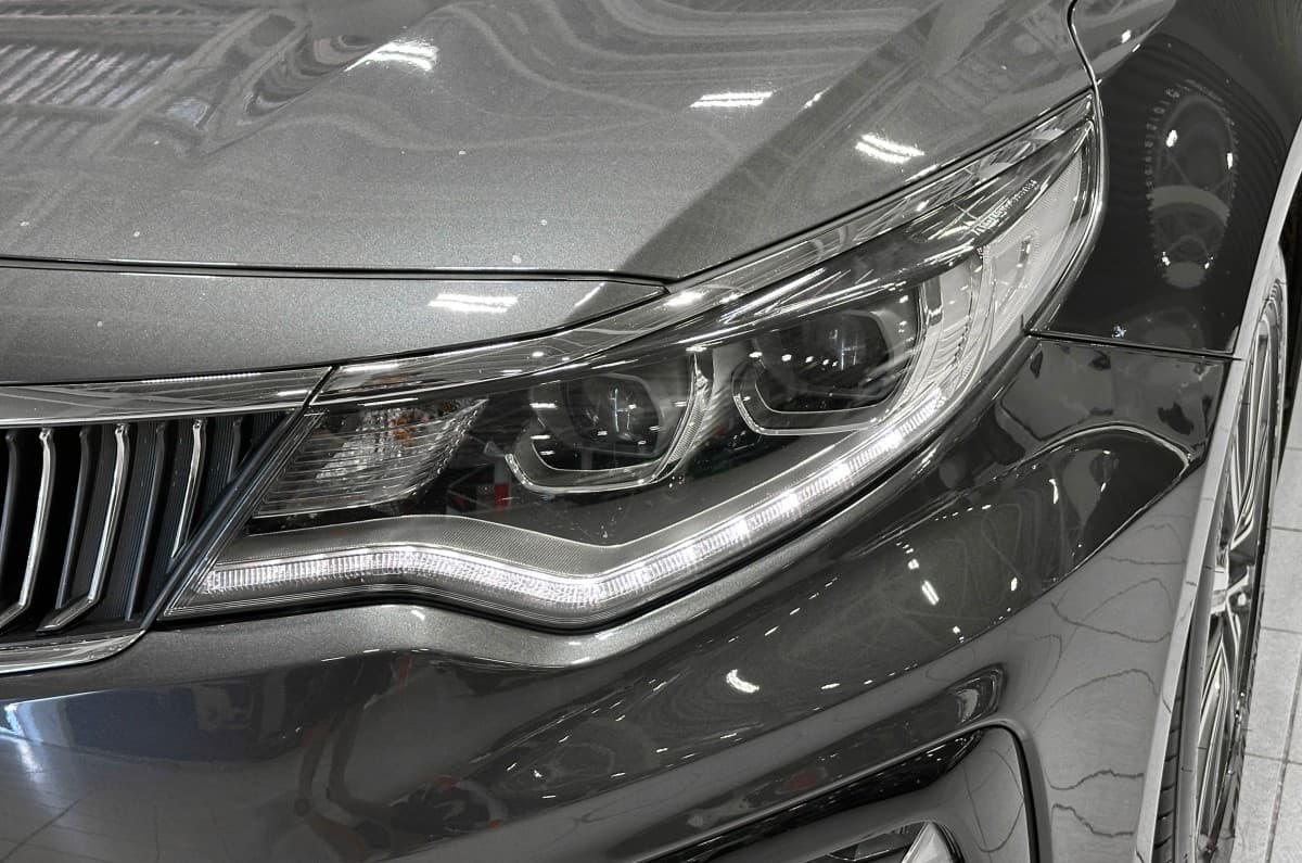 Kia K5 - 4