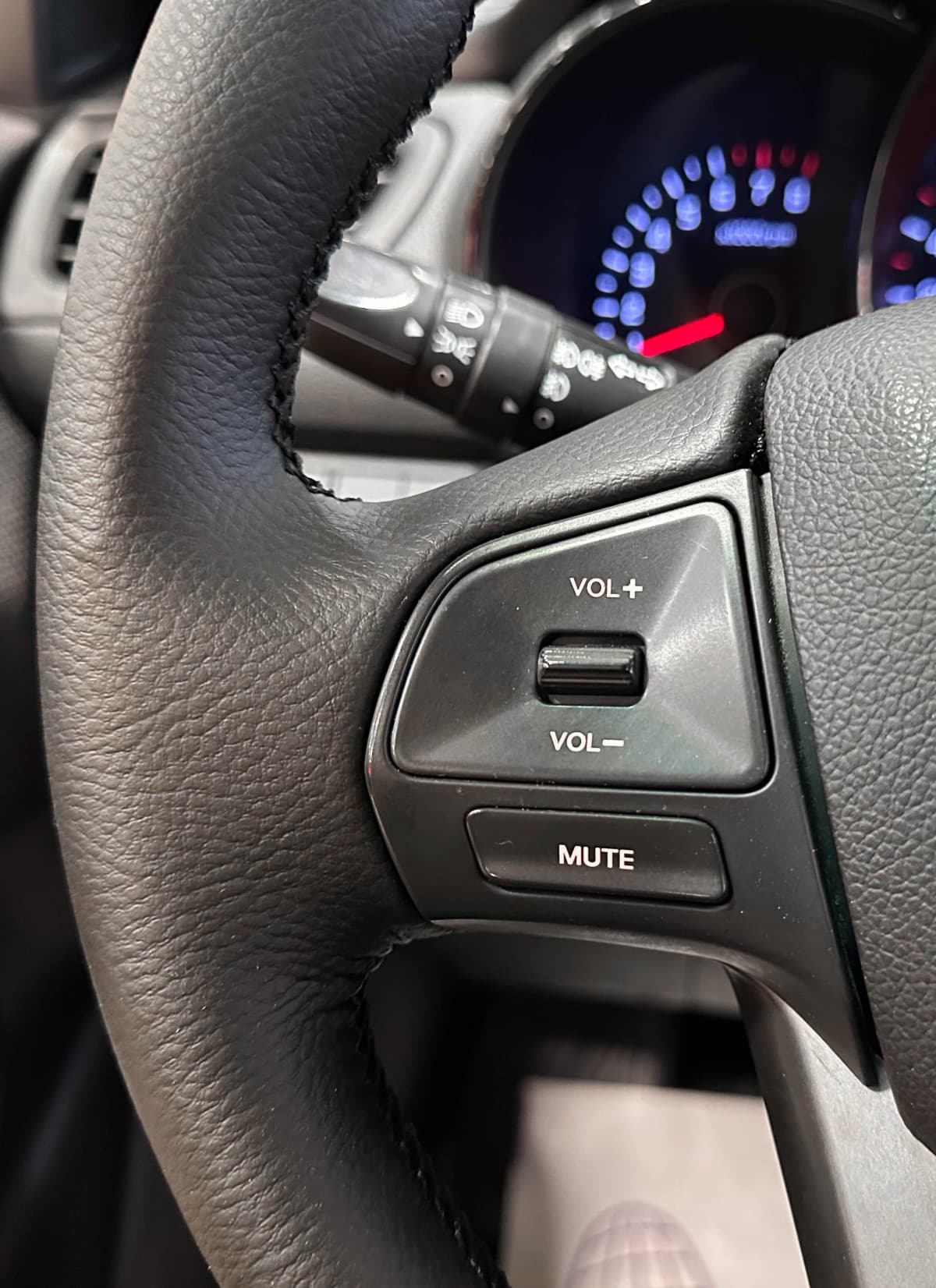 Kia Rio - фото 19