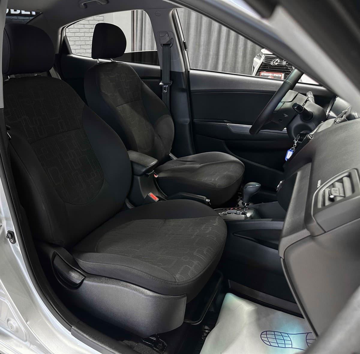 Kia Rio - фото 15