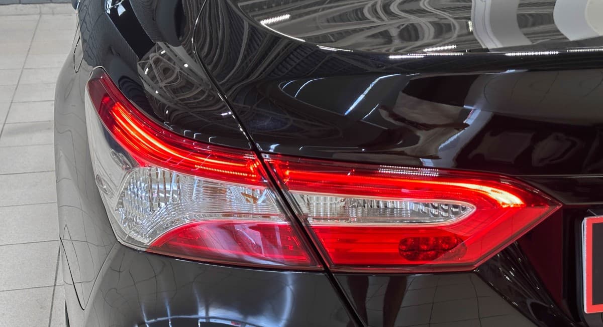 Toyota Camry - фото 8