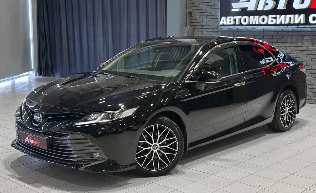 Toyota Camry - 2