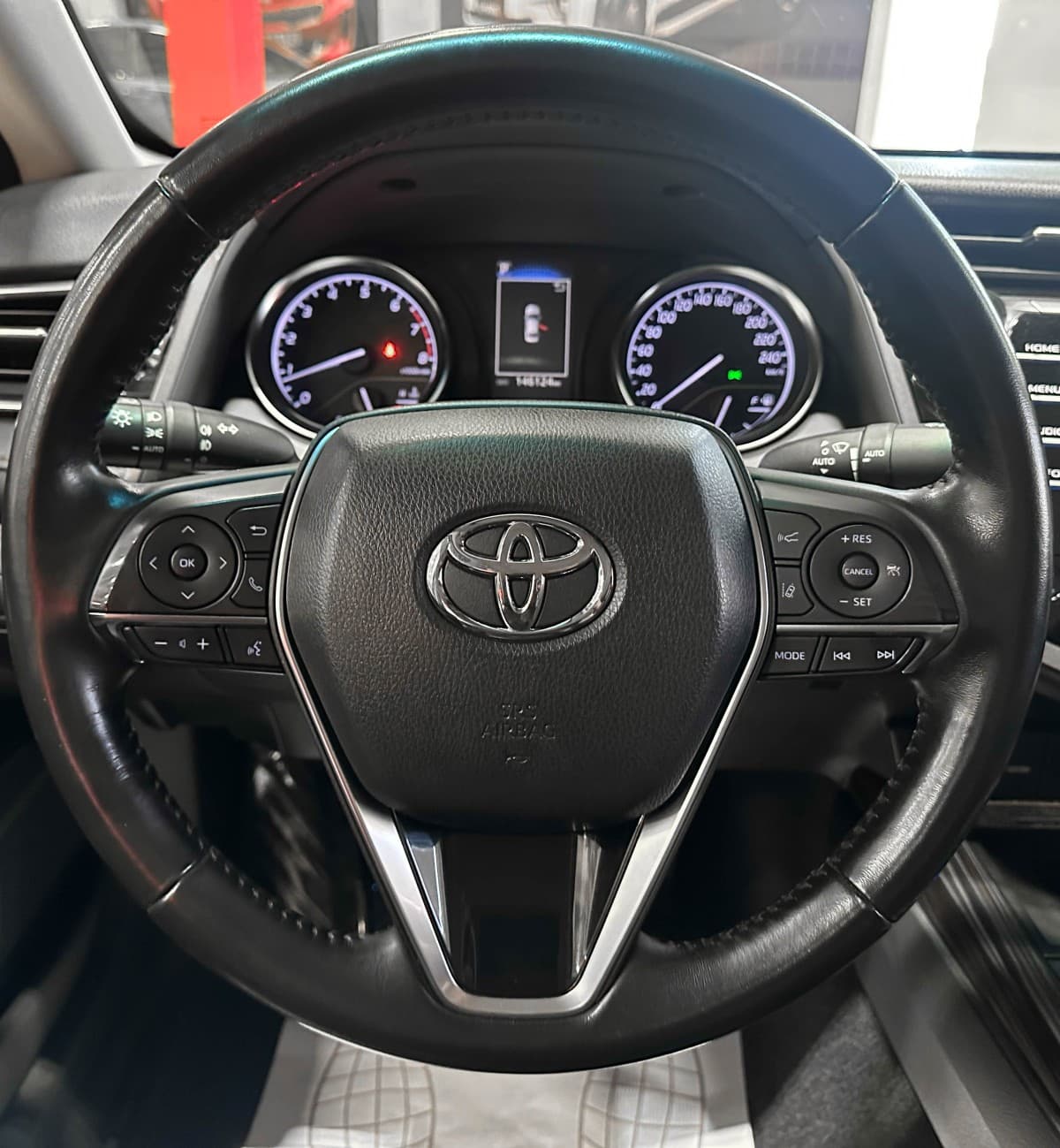 Toyota Camry - фото 25