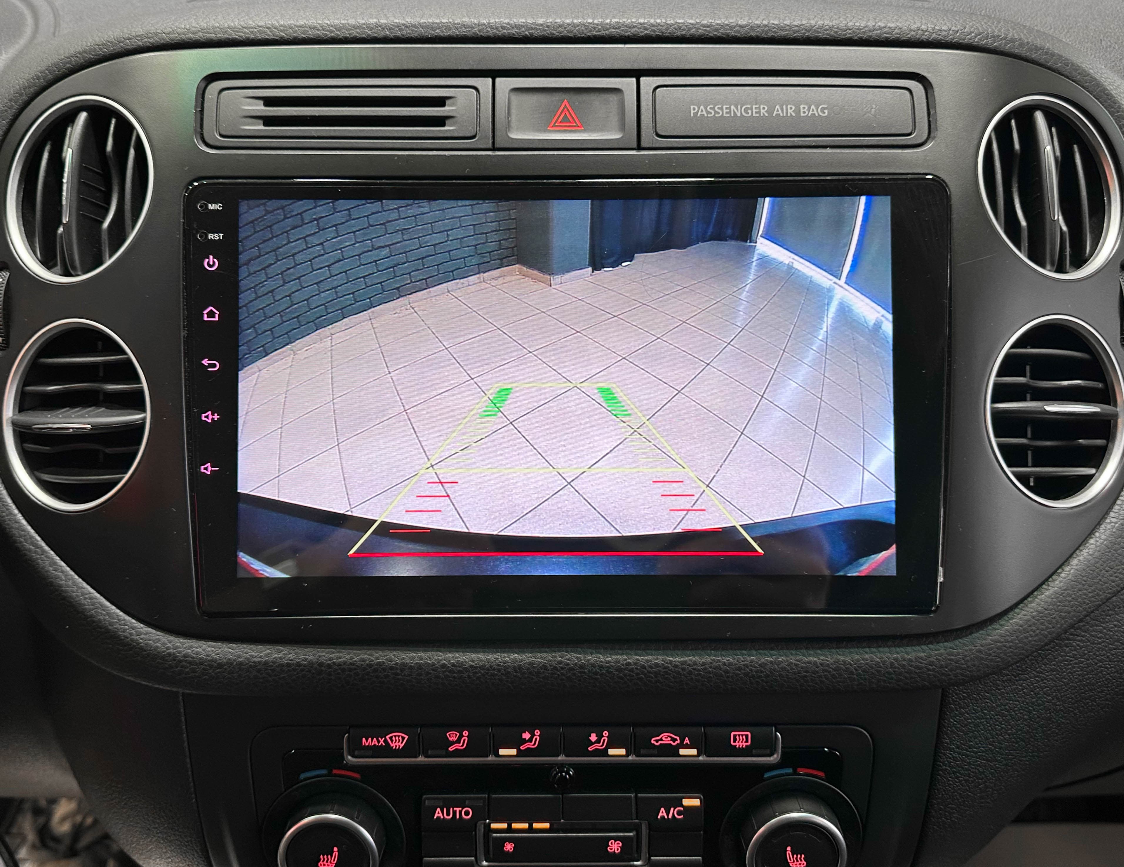 Volkswagen Tiguan - фото 20