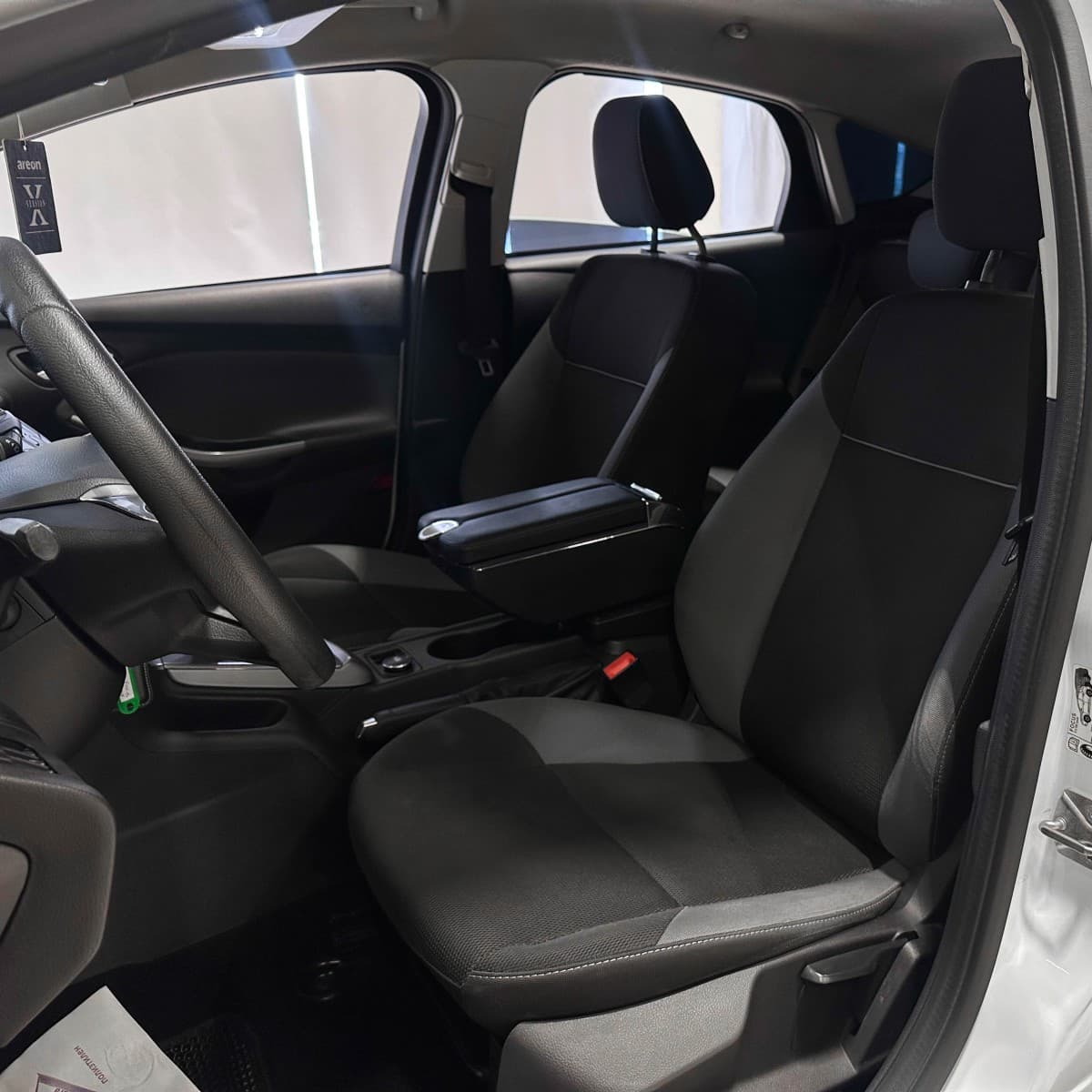 Ford Focus - фото 11