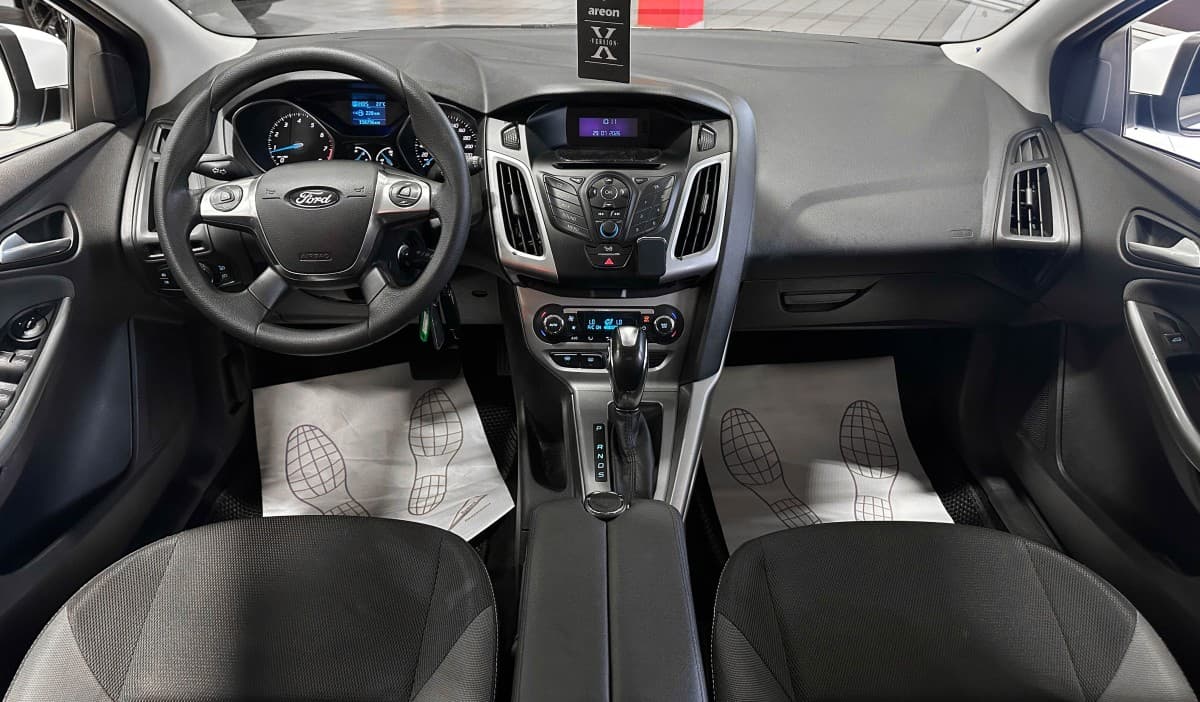 Ford Focus - фото 26