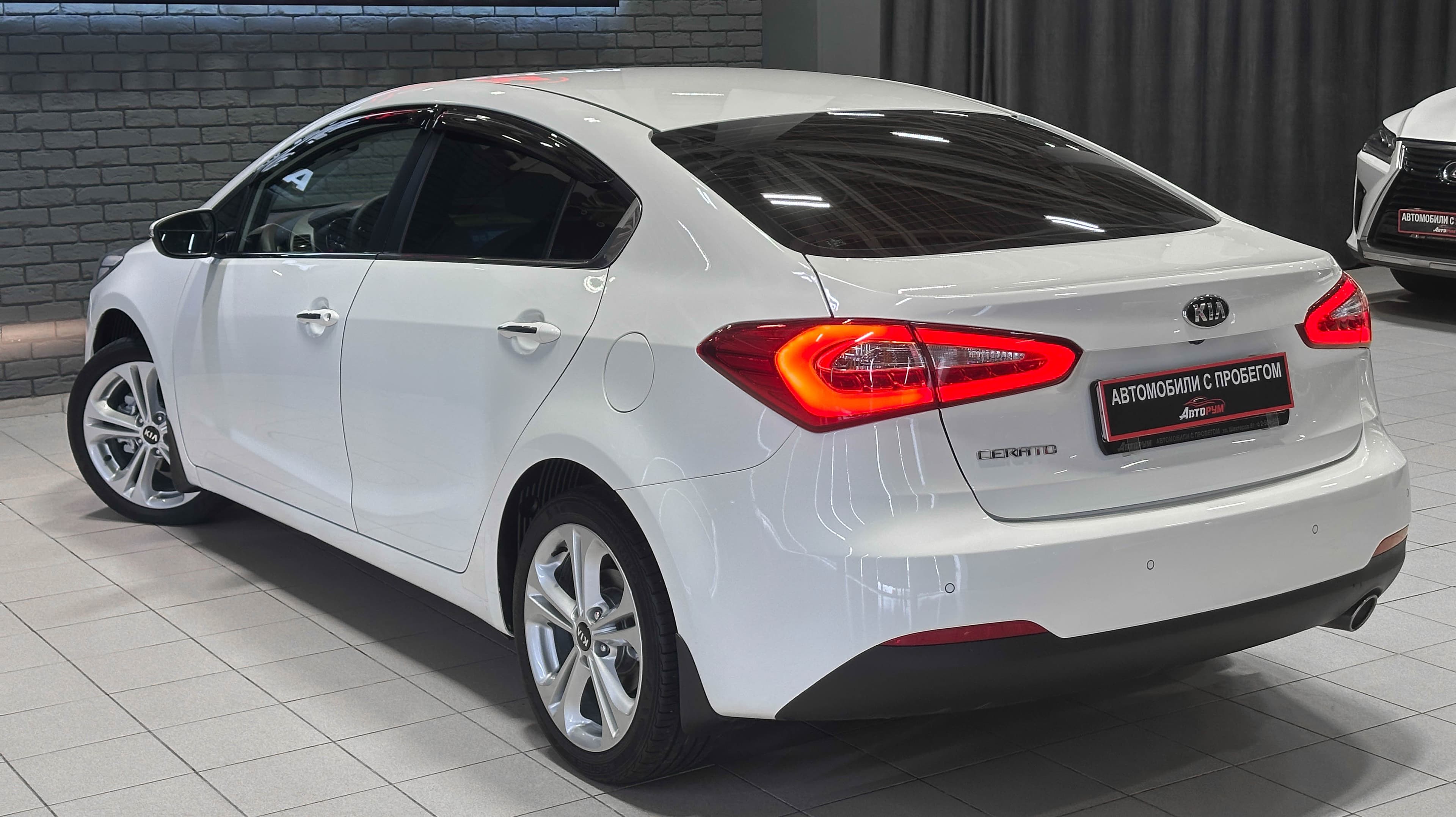 Kia YD (Cerato, Forte) - фото 9