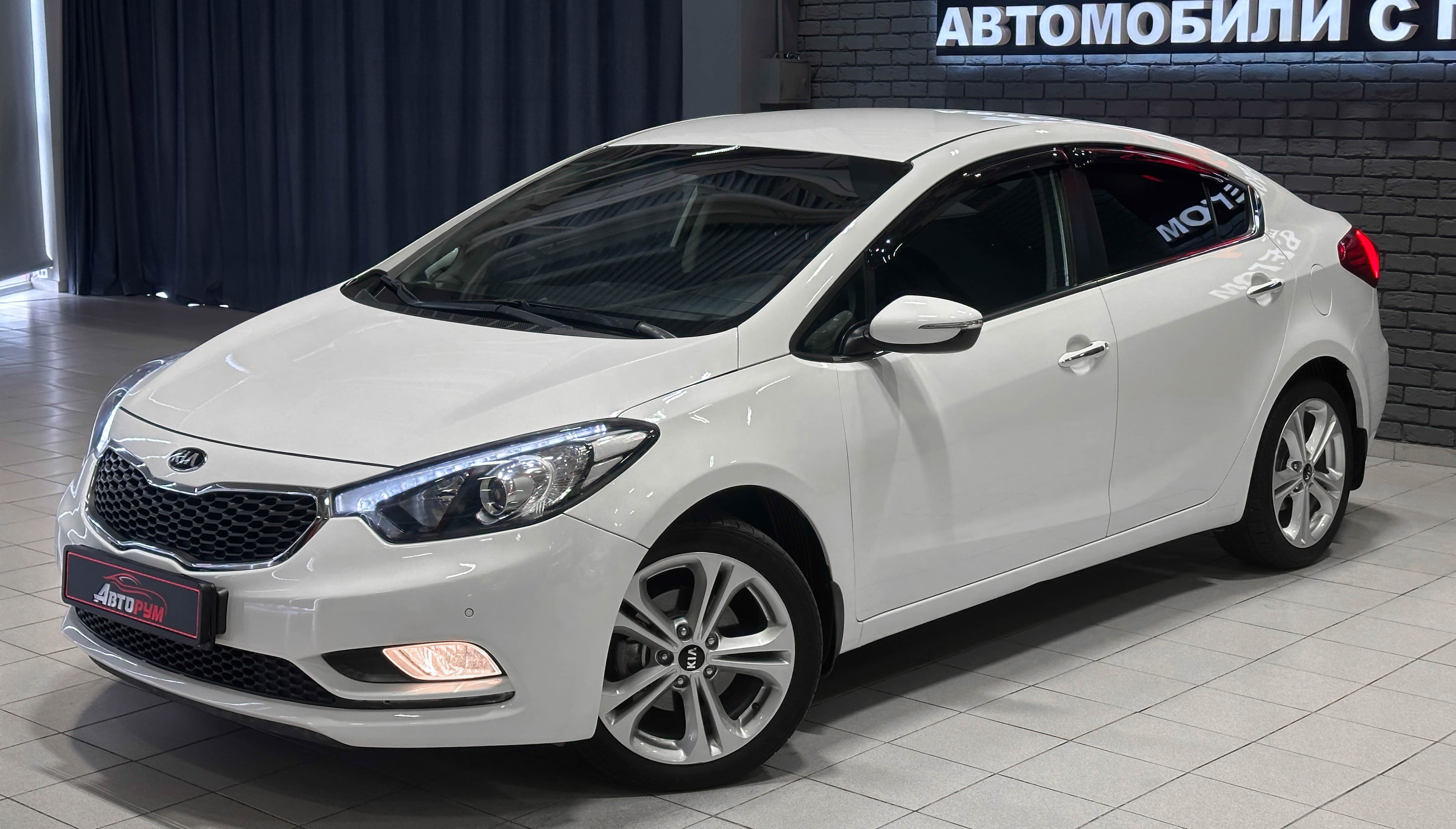 Kia YD (Cerato, Forte) - 2