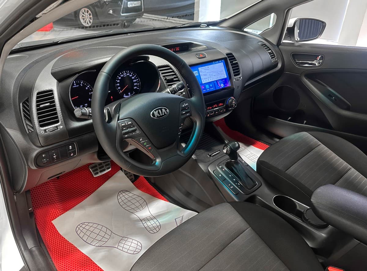 Kia YD (Cerato, Forte) - фото 10