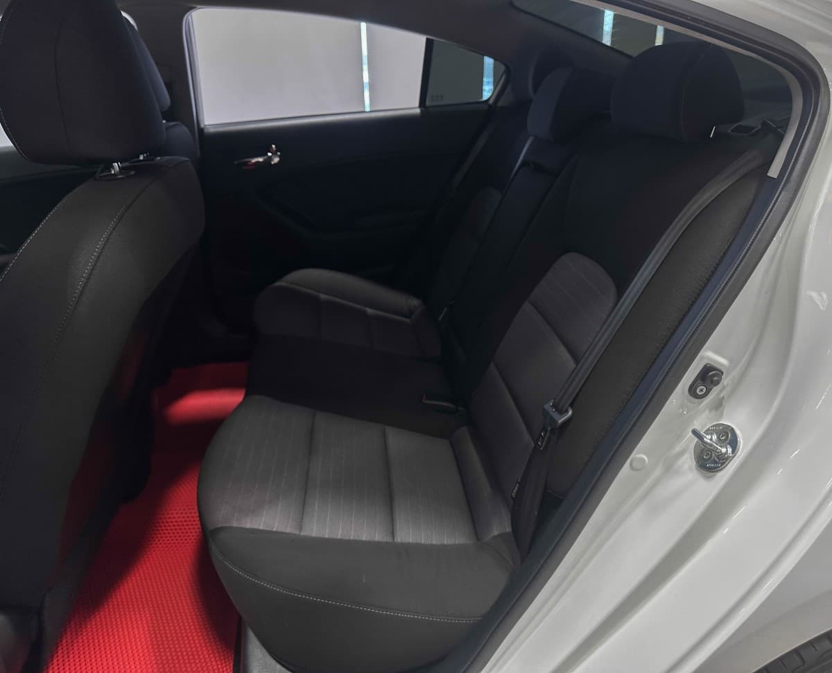 Kia YD (Cerato, Forte) - фото 12