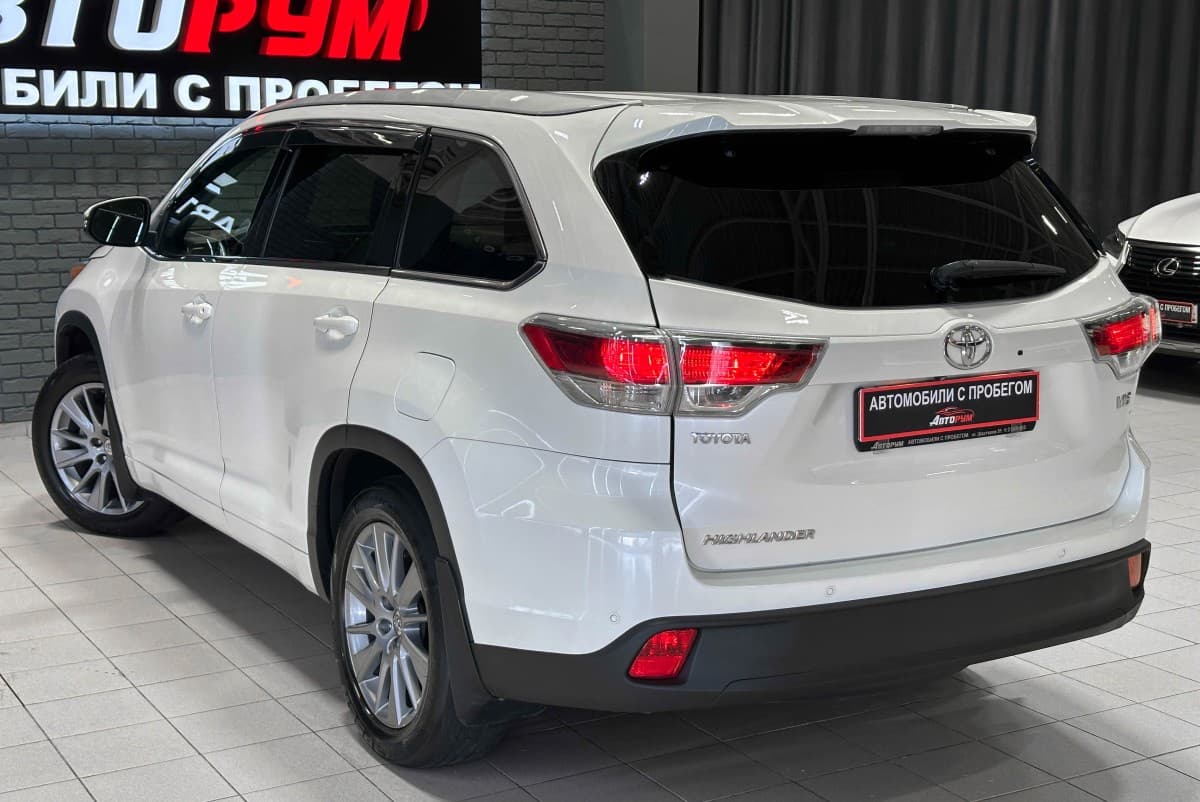 Toyota Highlander - фото 9