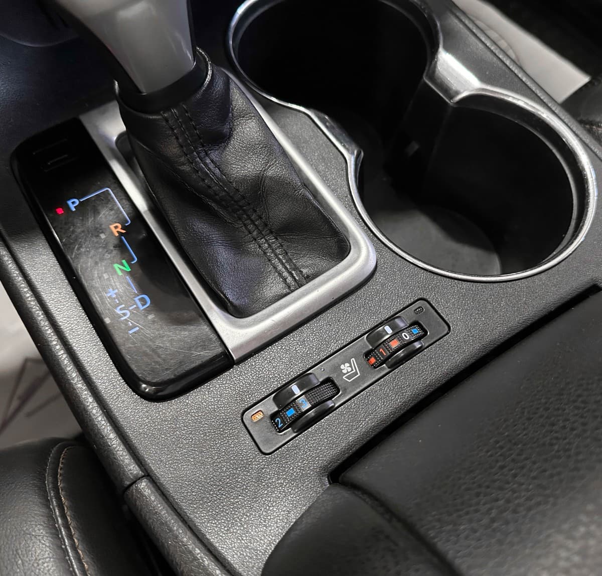Toyota Highlander - фото 26