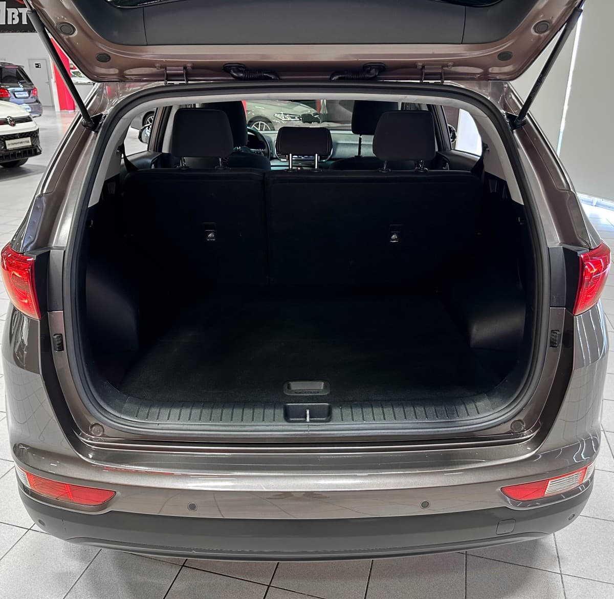 Kia Qle (Sportage) - фото 13