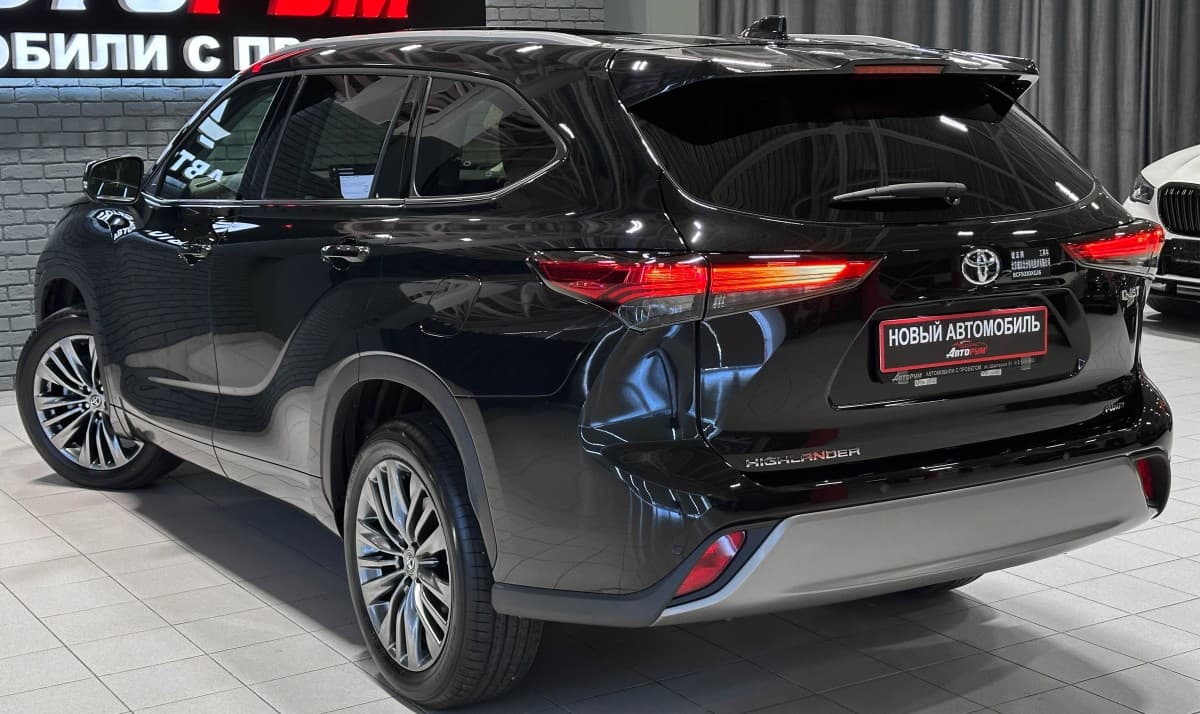Toyota Highlander - 2