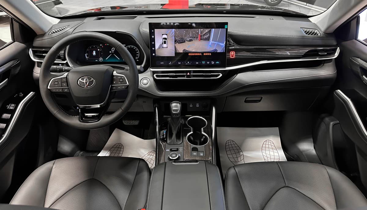 Toyota Highlander - 3