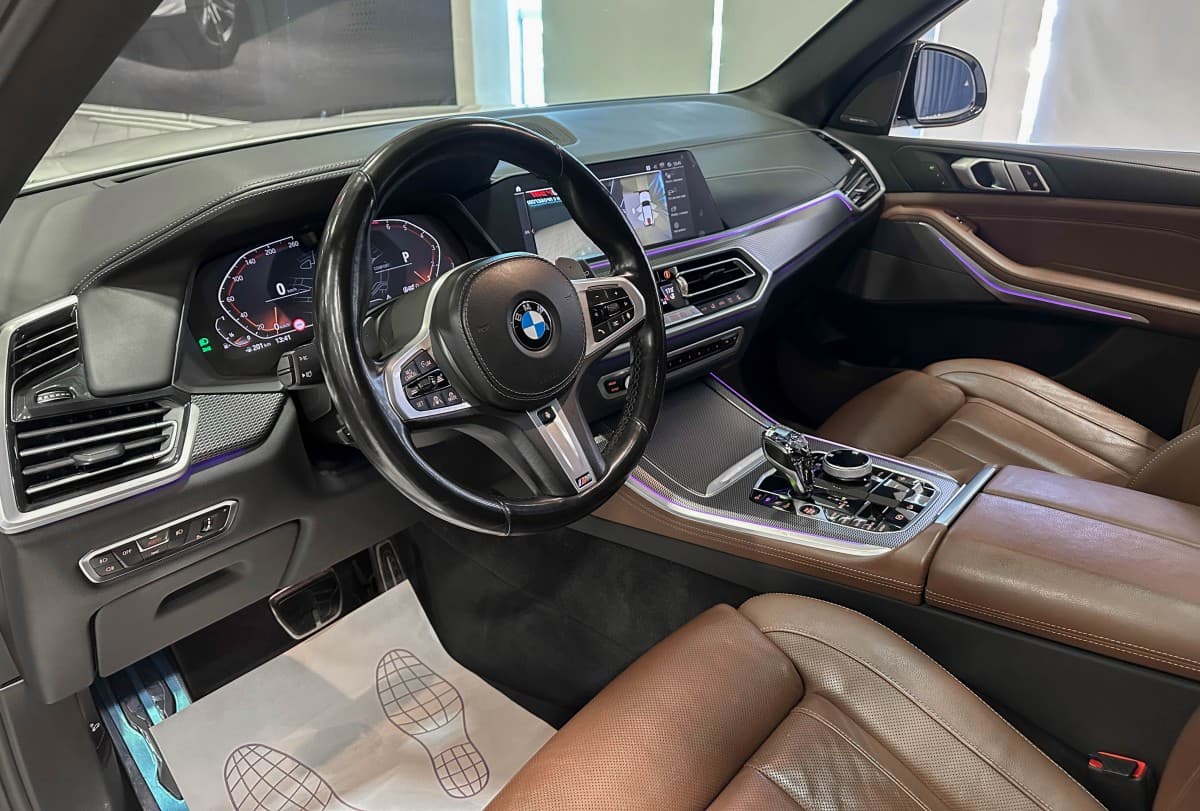 BMW X5 - фото 13