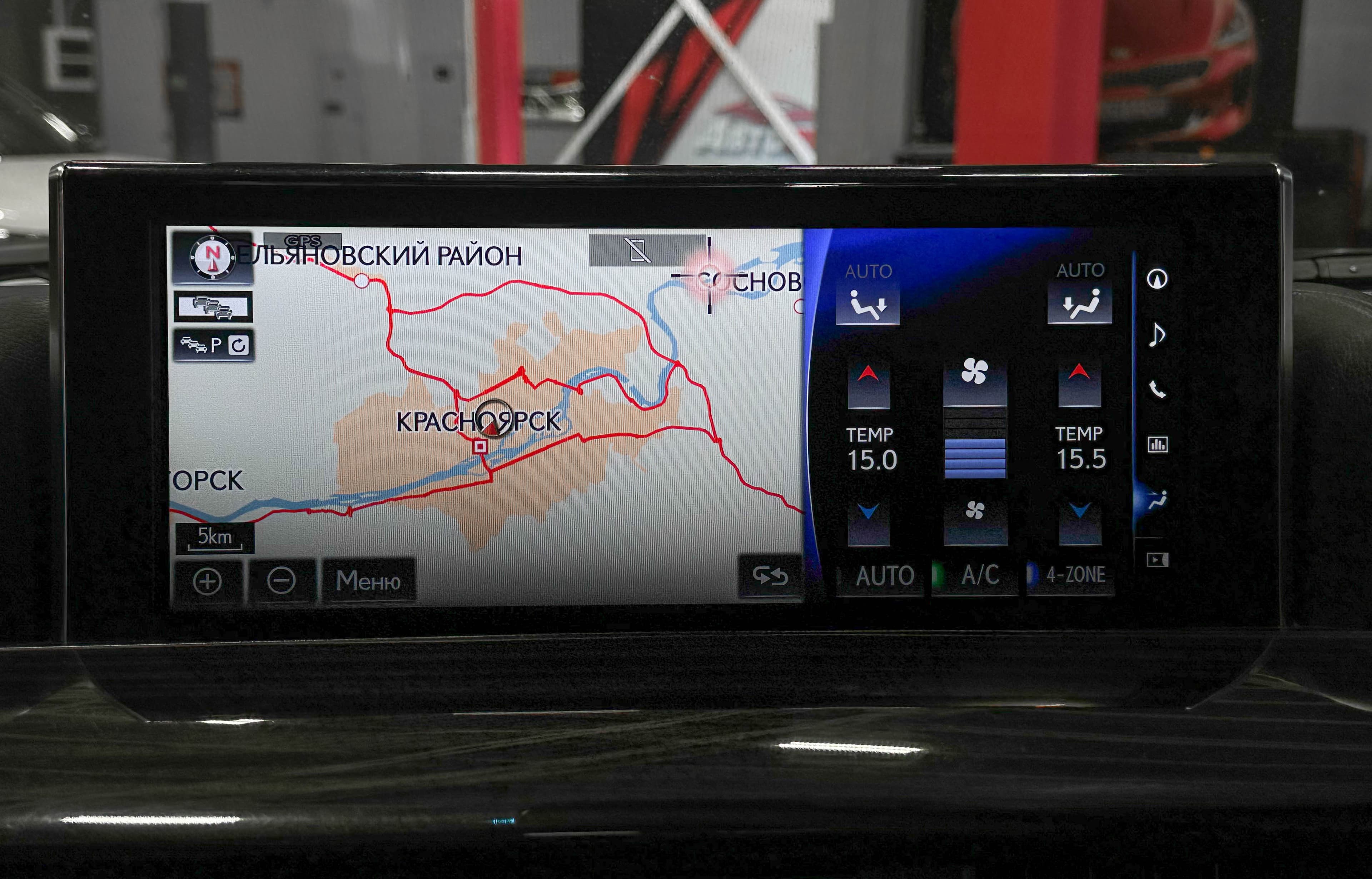 Lexus LX570 - фото 24