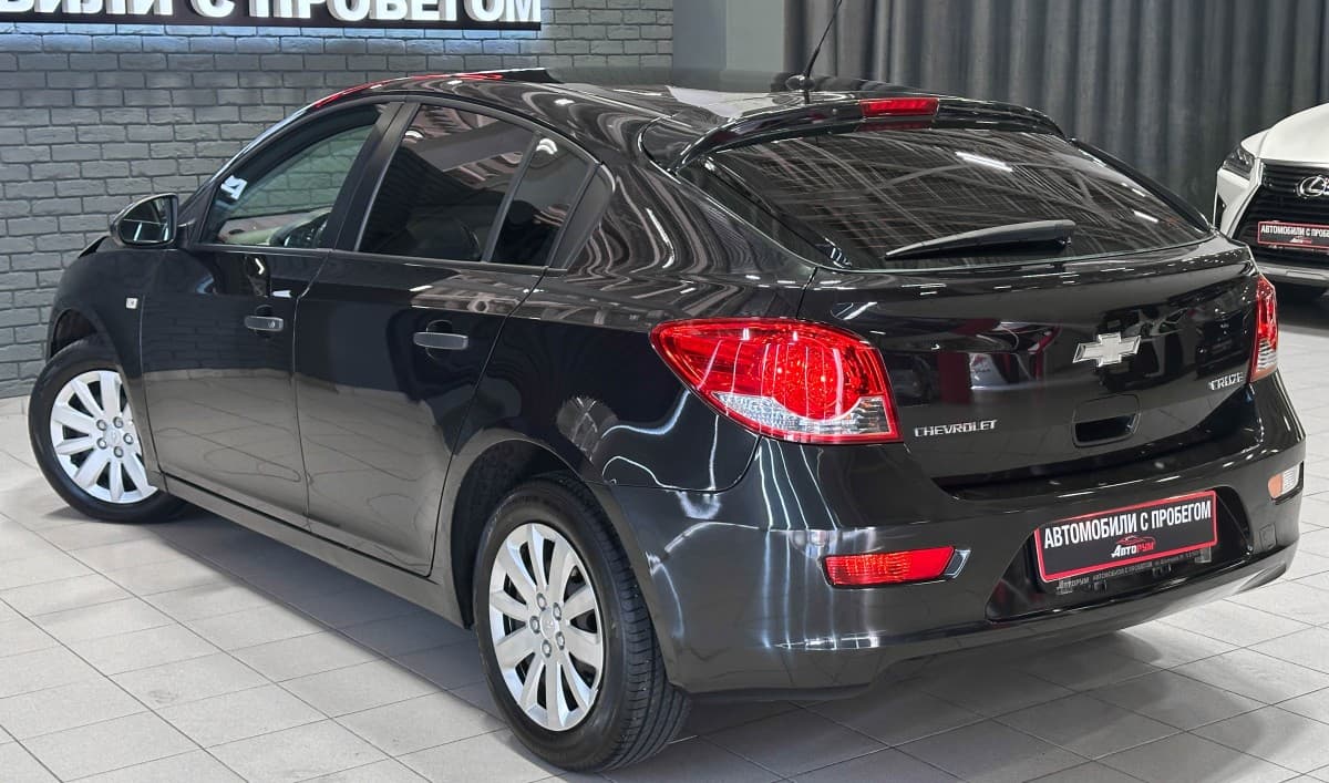 Chevrolet Cruze - фото 9