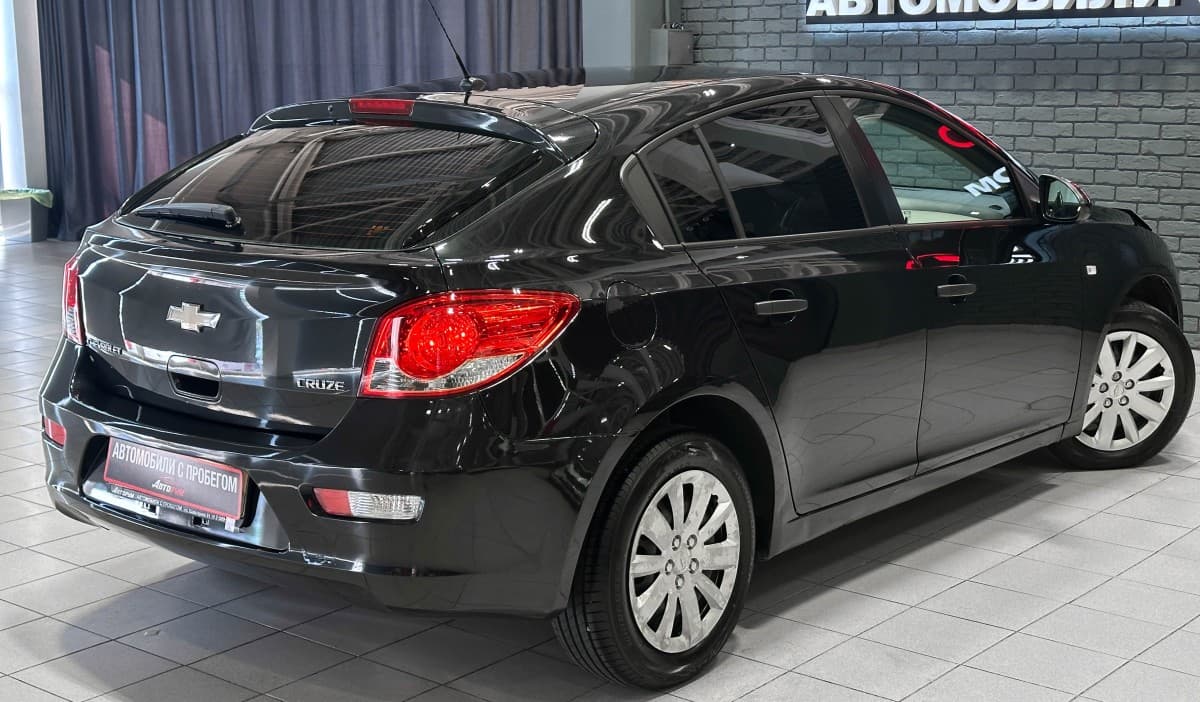 Chevrolet Cruze - фото 6