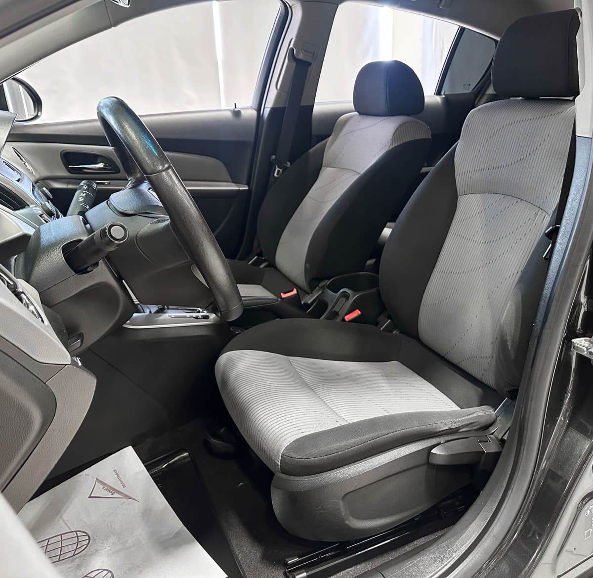 Chevrolet Cruze - фото 11