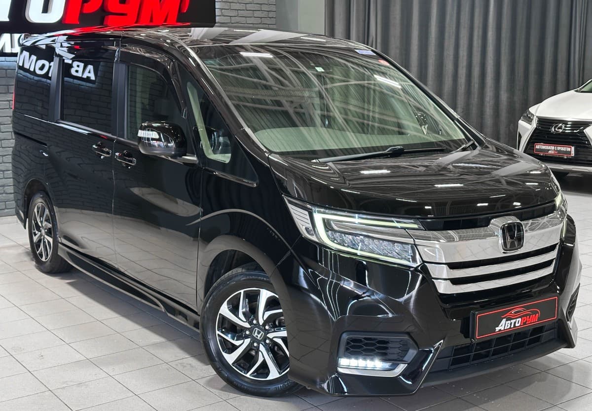 Honda Stepwgn Spada - 5