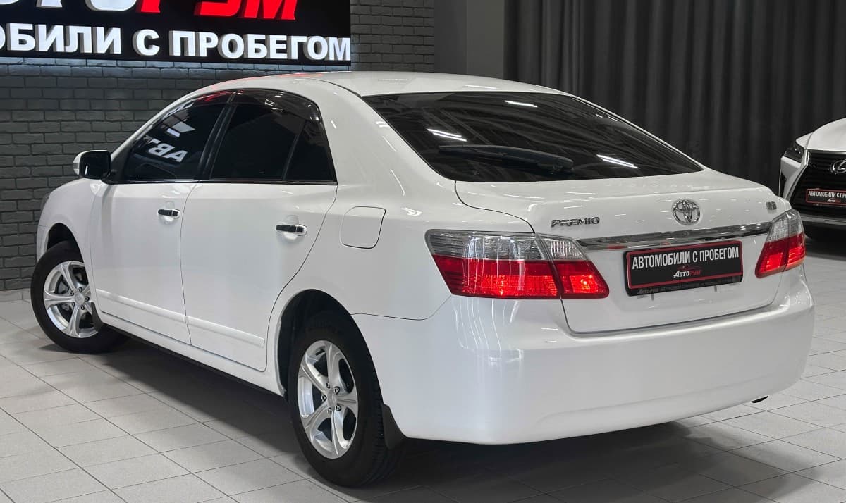 Toyota Premio - фото 8