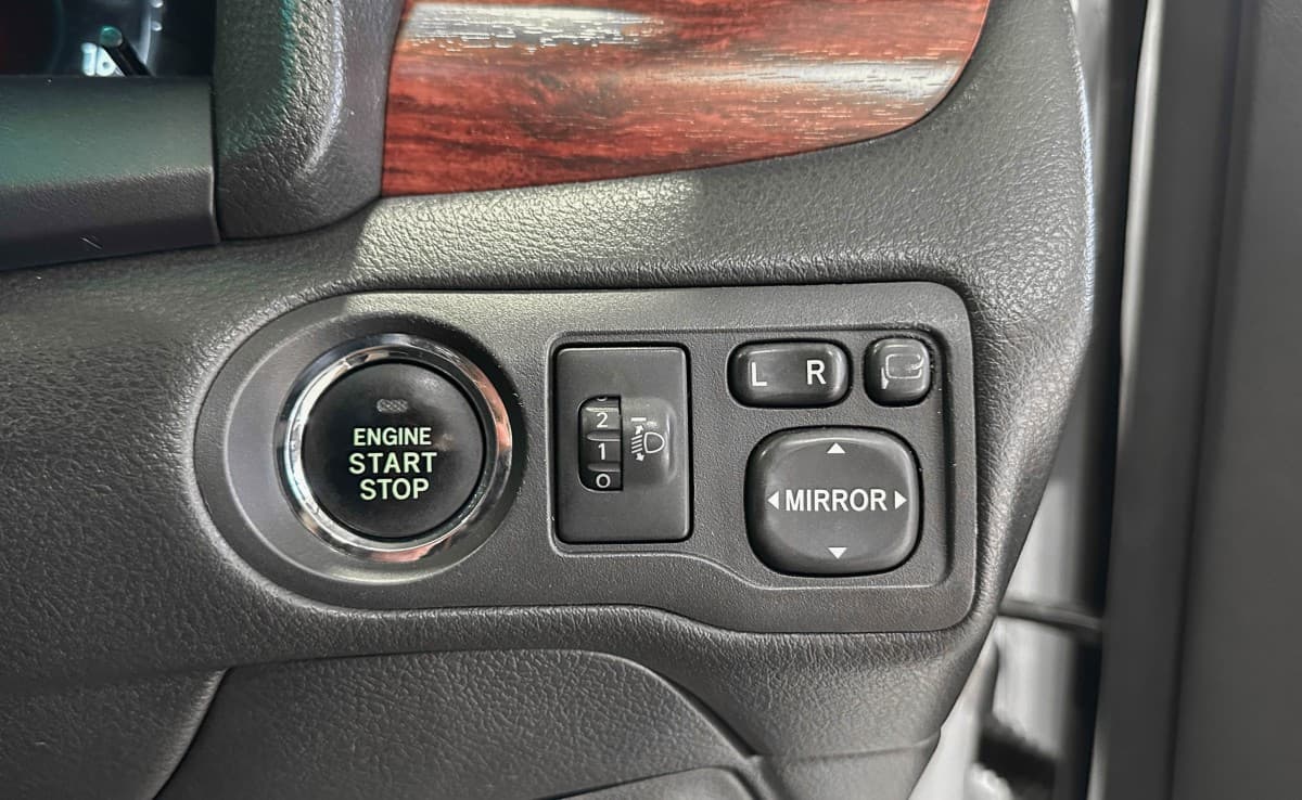 Toyota Premio - фото 17