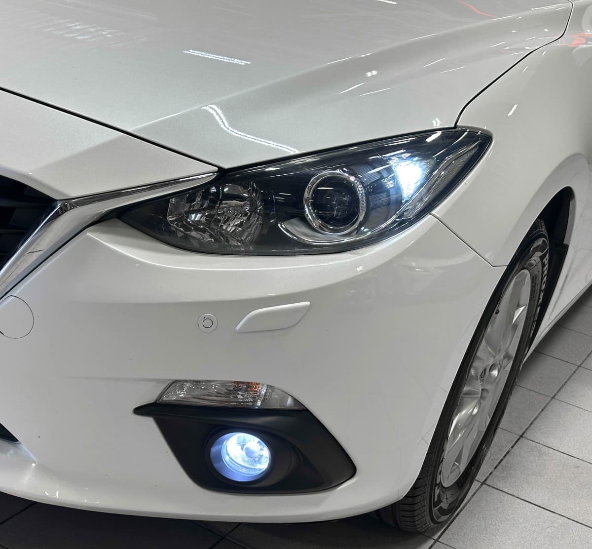 Mazda 3 - 4