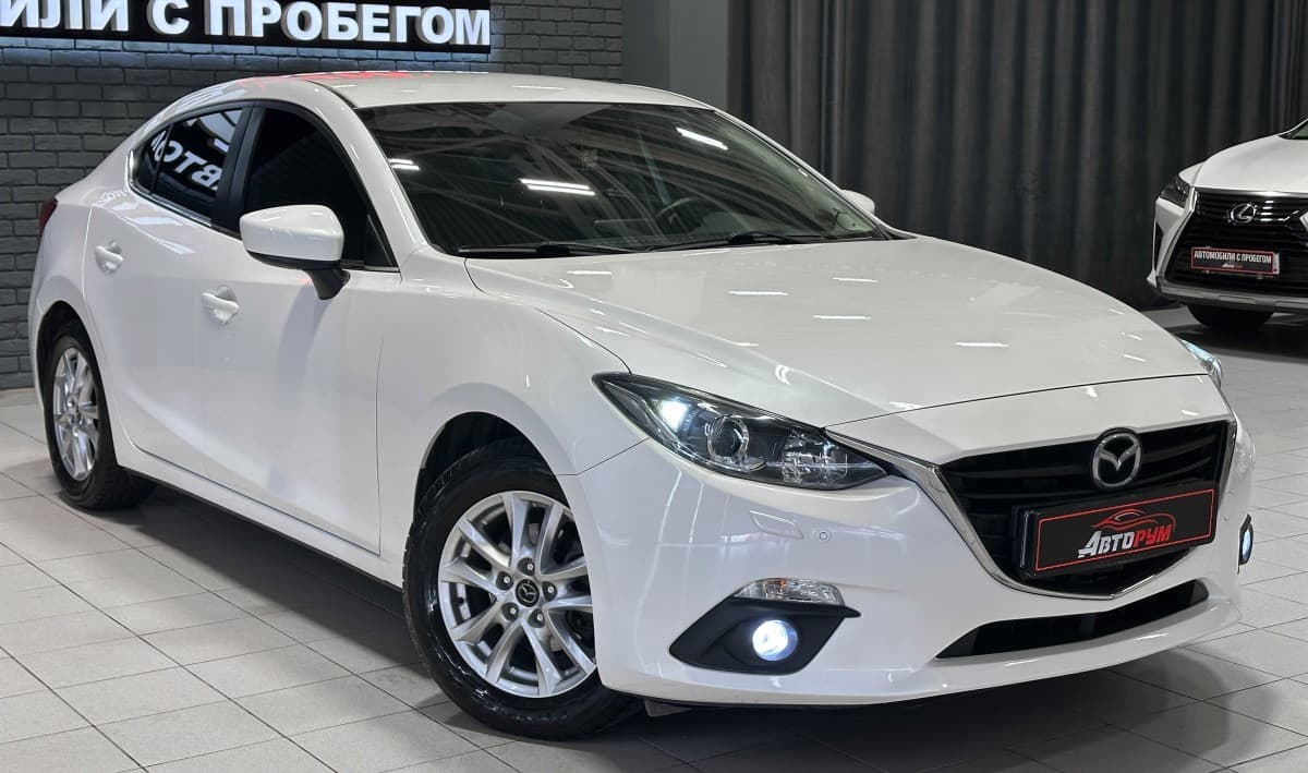 Mazda 3 - 1