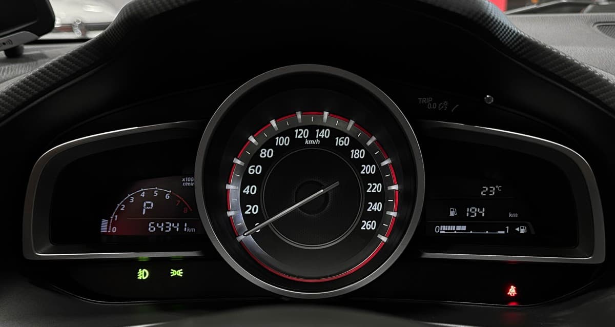 Mazda 3 - фото 20