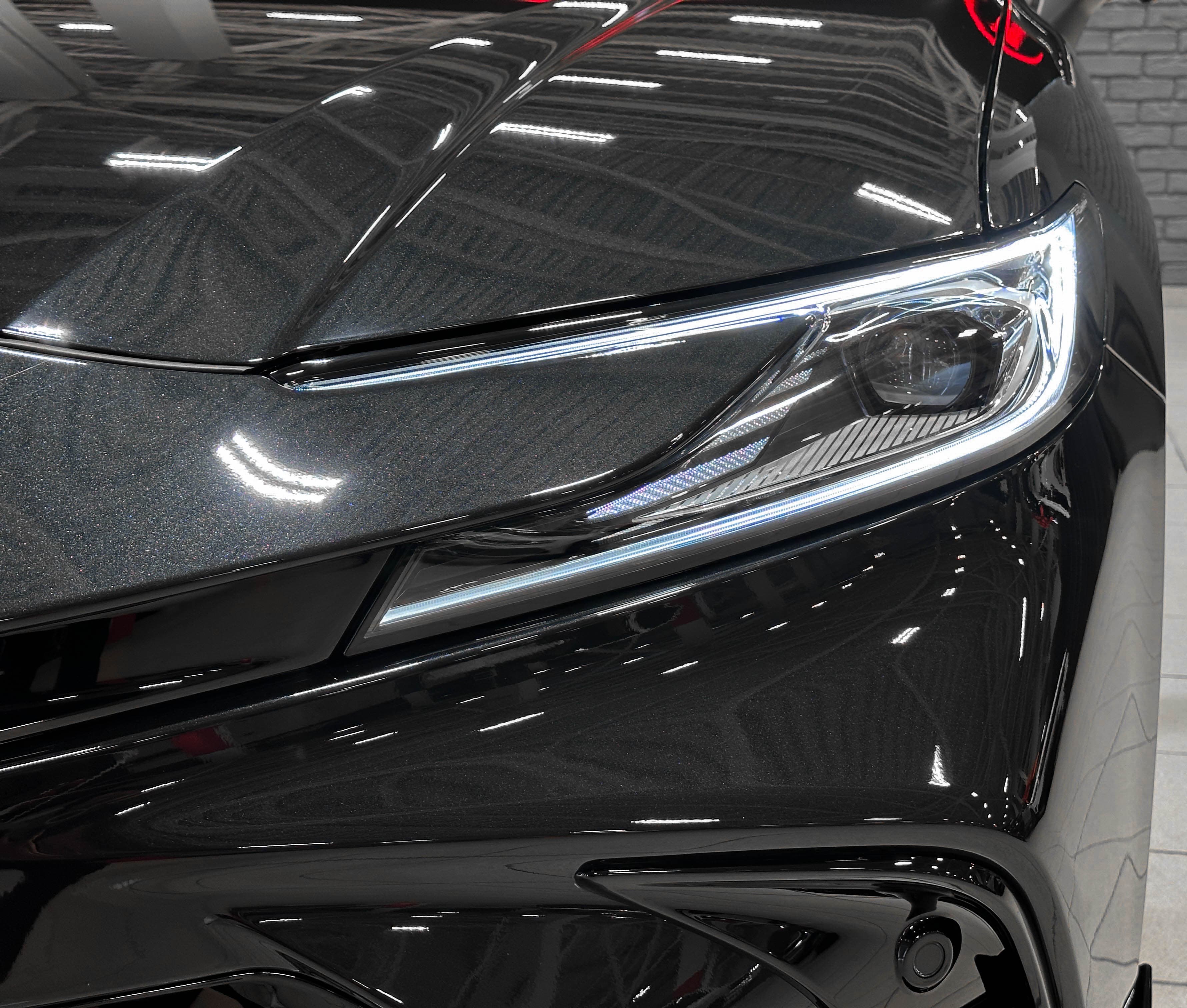 Toyota Camry - 4