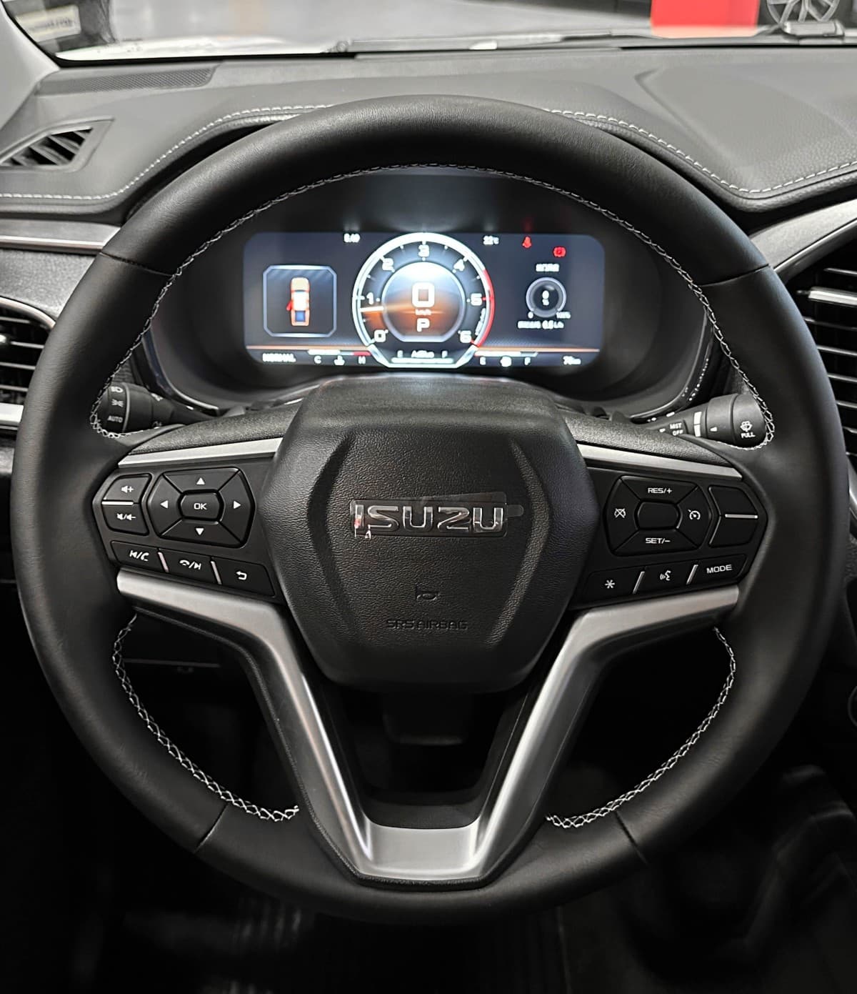 Isuzu D-Max - фото 27