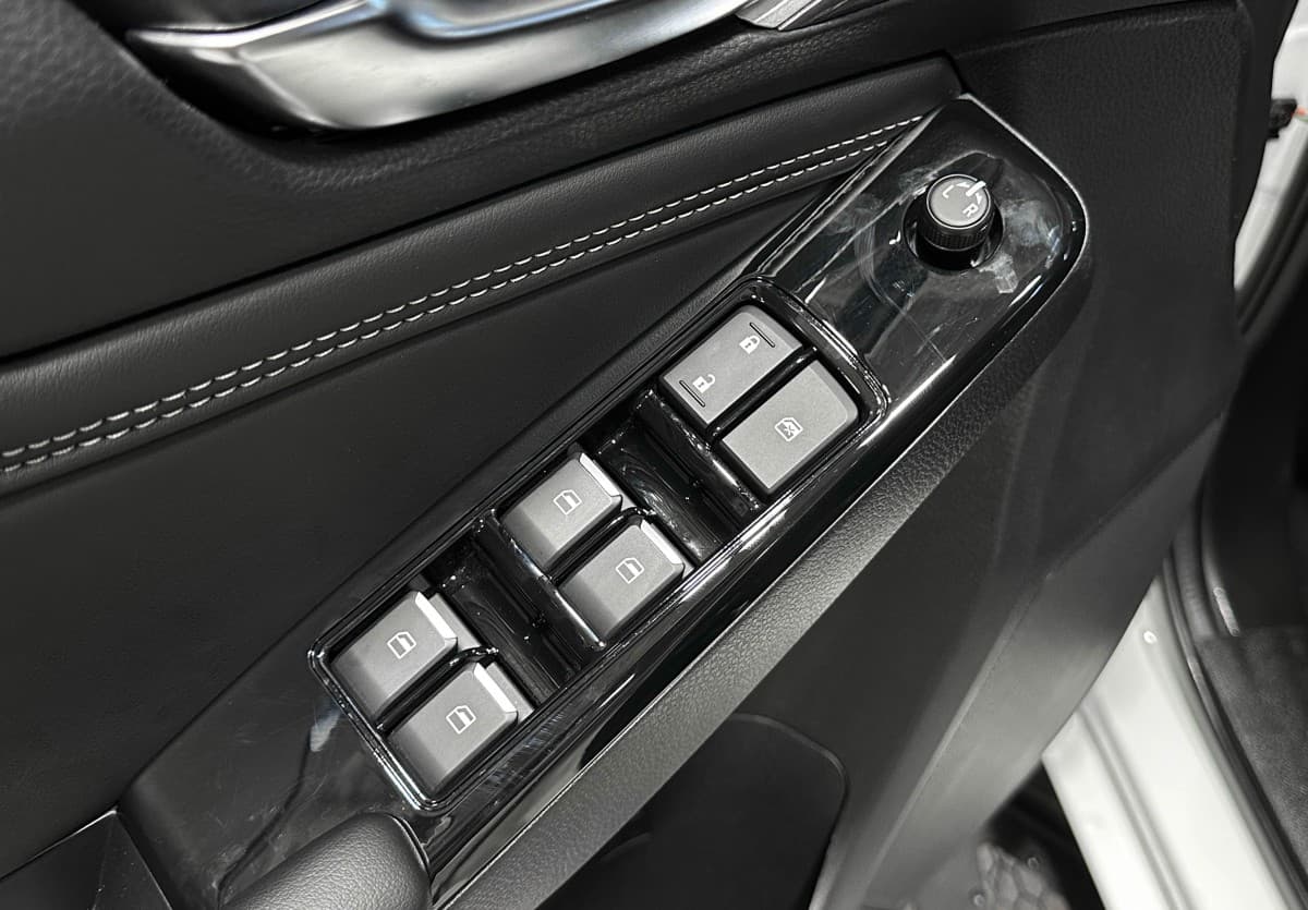 Isuzu D-Max - фото 19